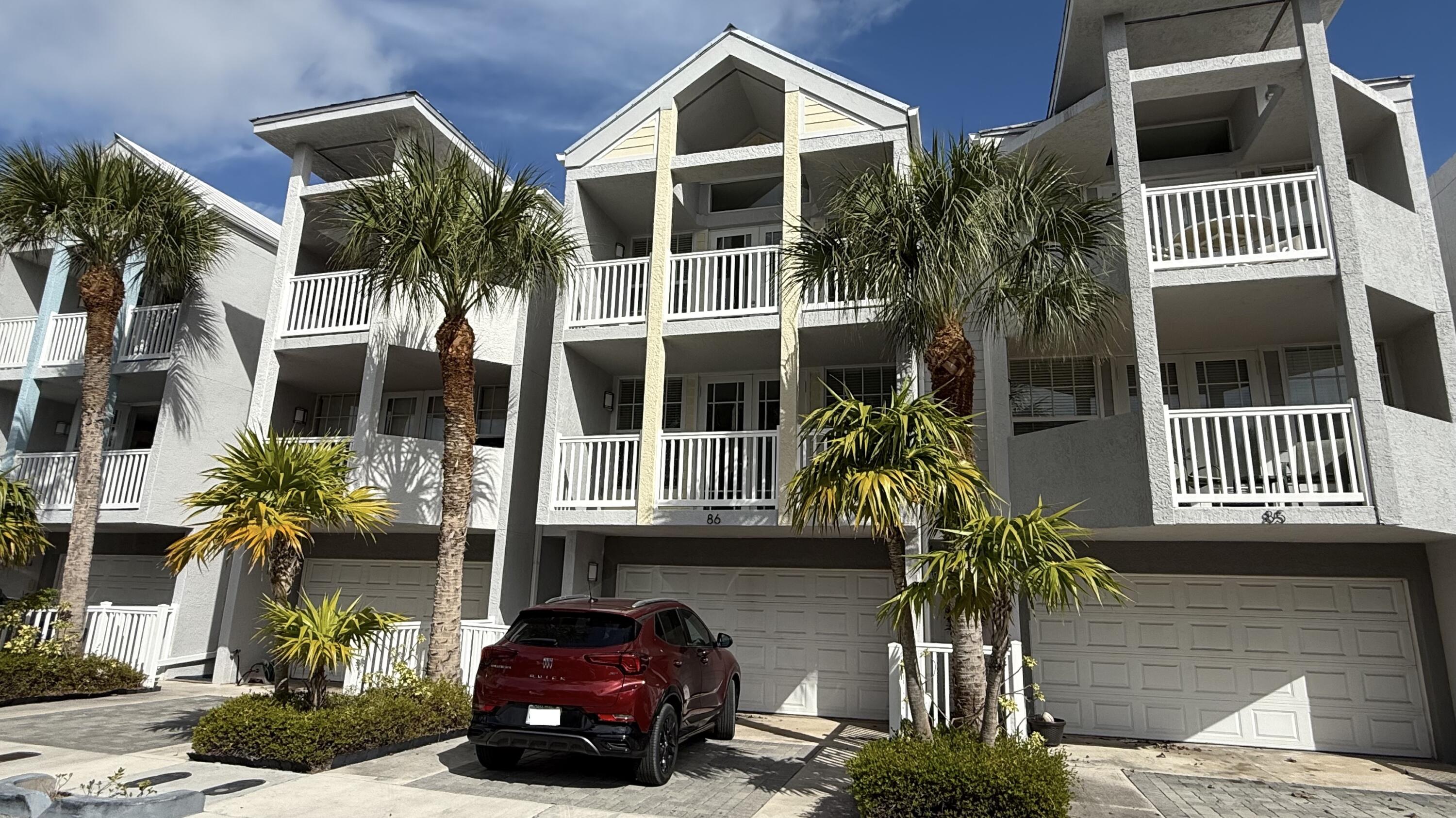 86 Seaside North Court Property Photo 31
