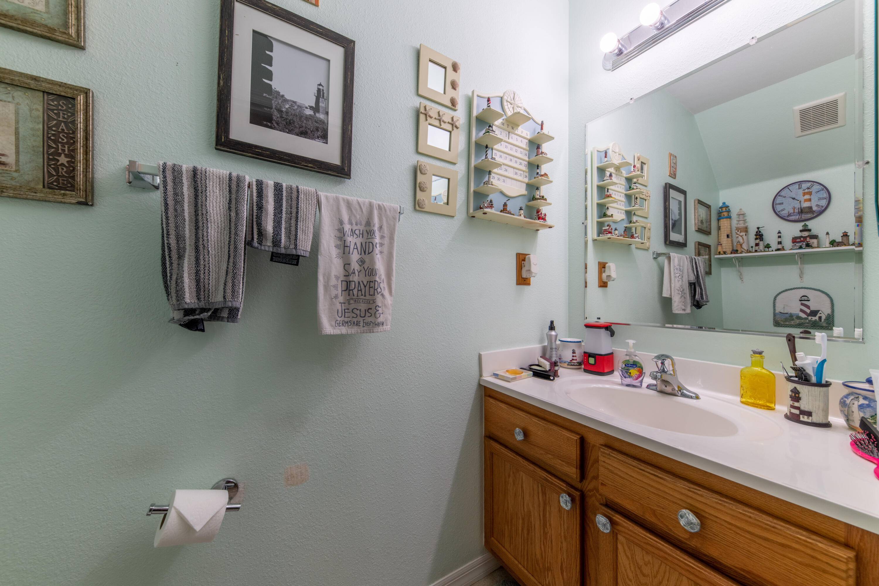 44 7th Avenue Property Photo 5