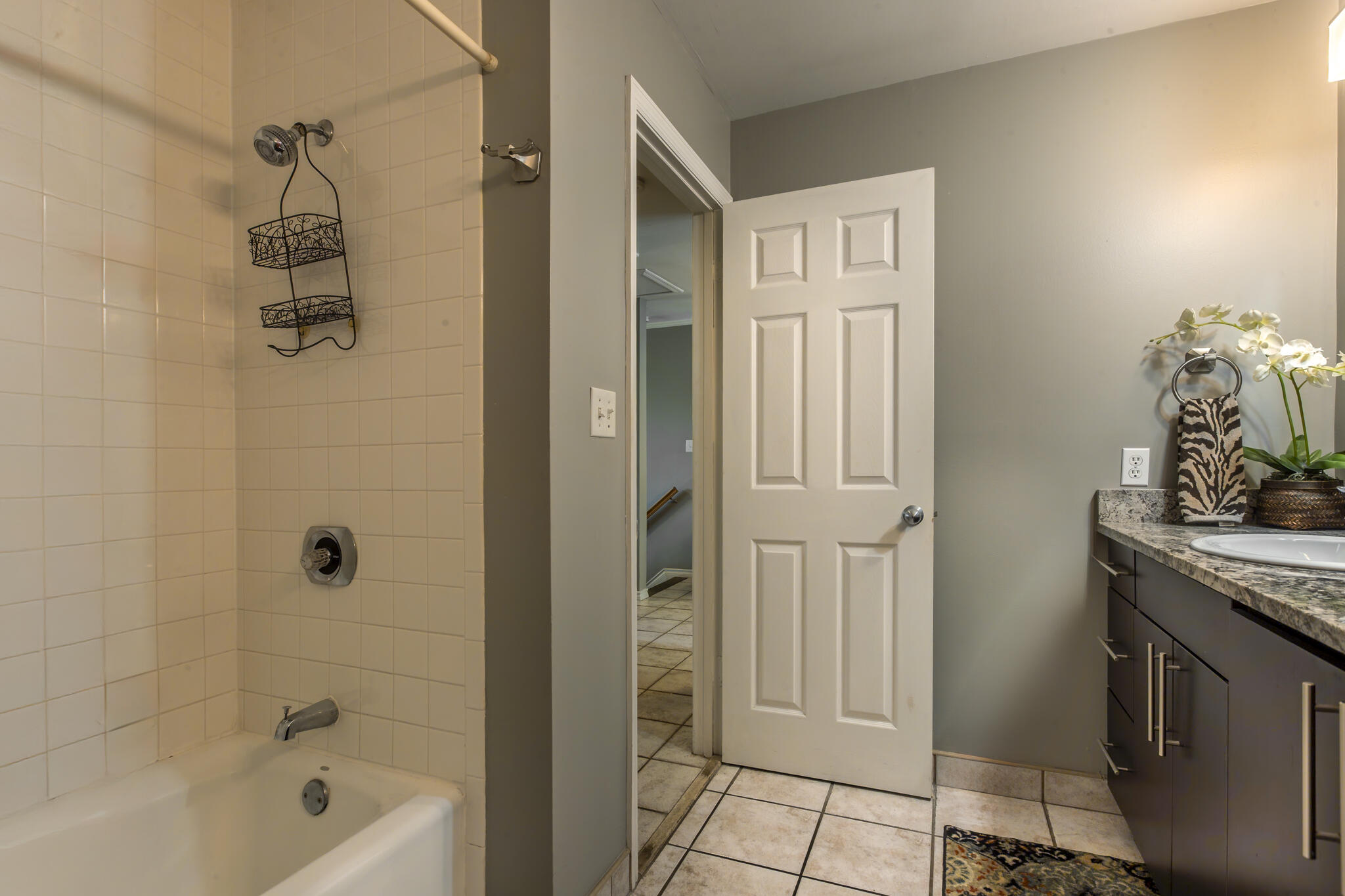 204 Southard Street, 5 Property Photo 17