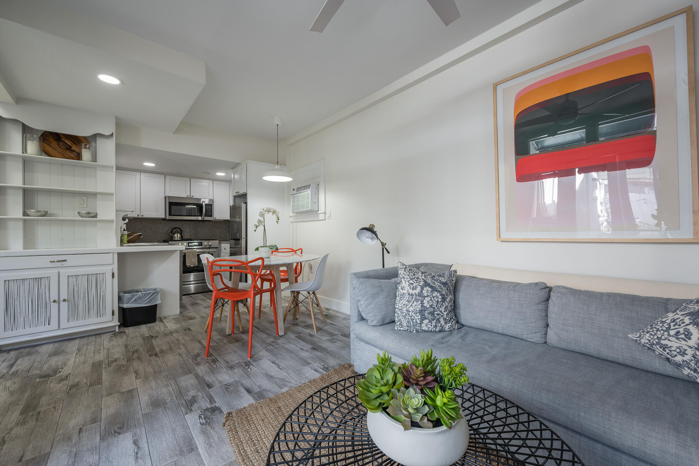 609 1/2 Margaret Street Property Photo 12