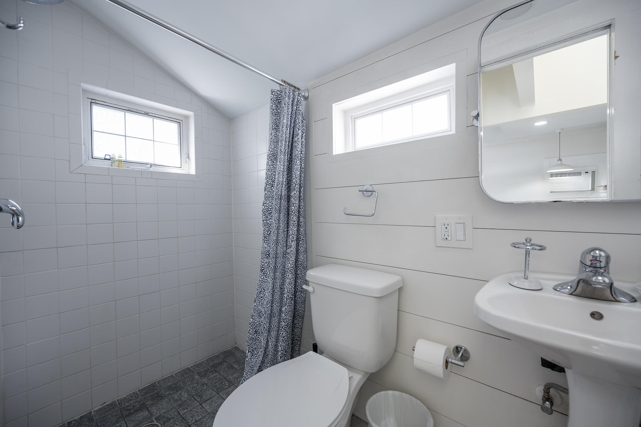 609 1/2 Margaret Street Property Photo 18