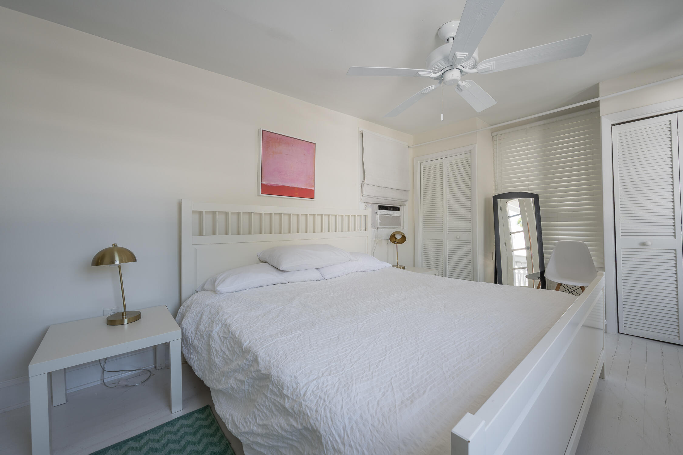 609 1/2 Margaret Street Property Photo 23