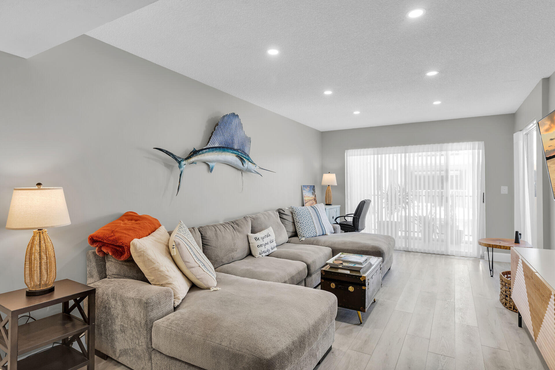 79901 Overseas Highway, 403 Property Photo 12