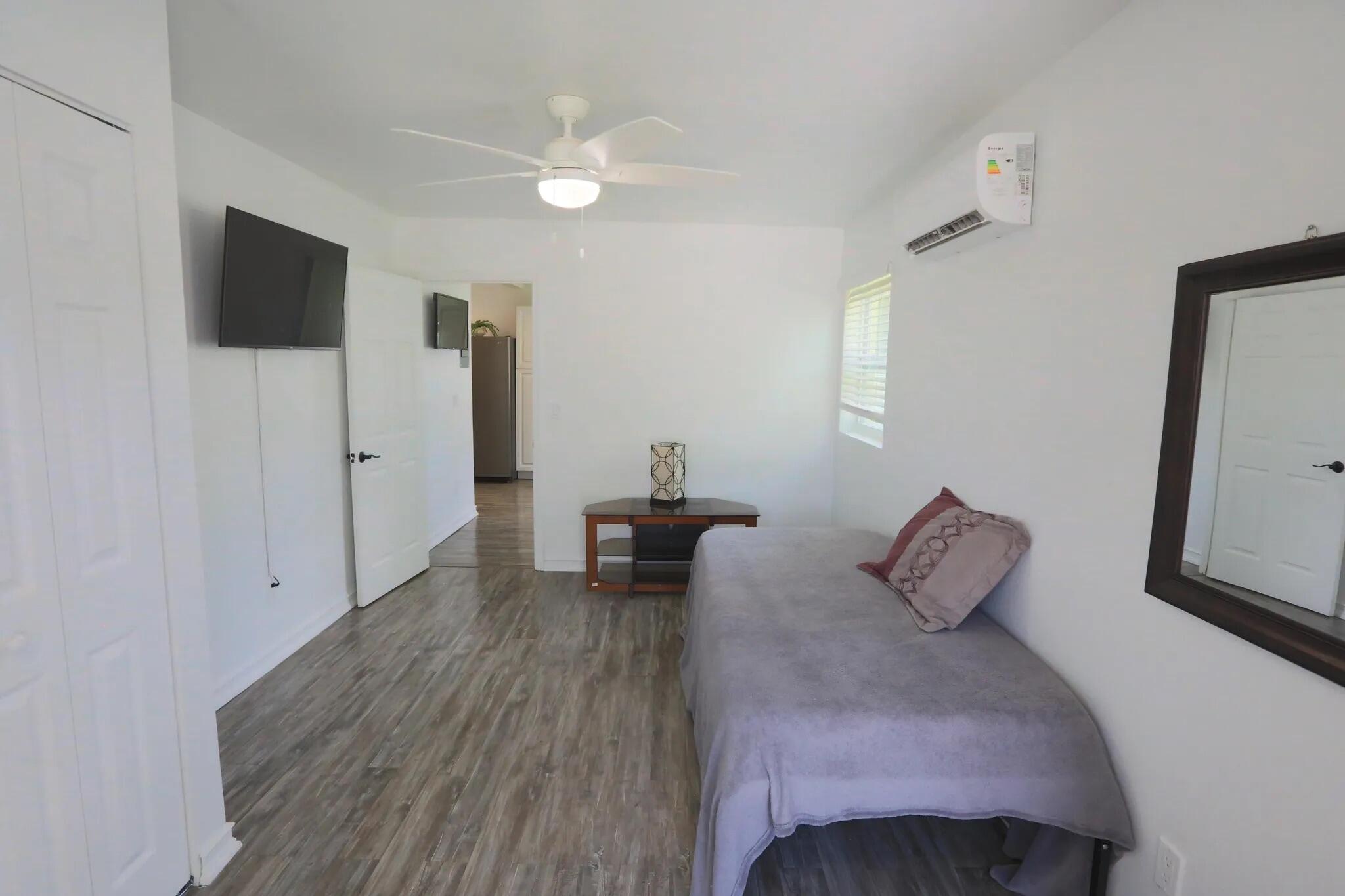 3612 Northside Drive Property Photo 15