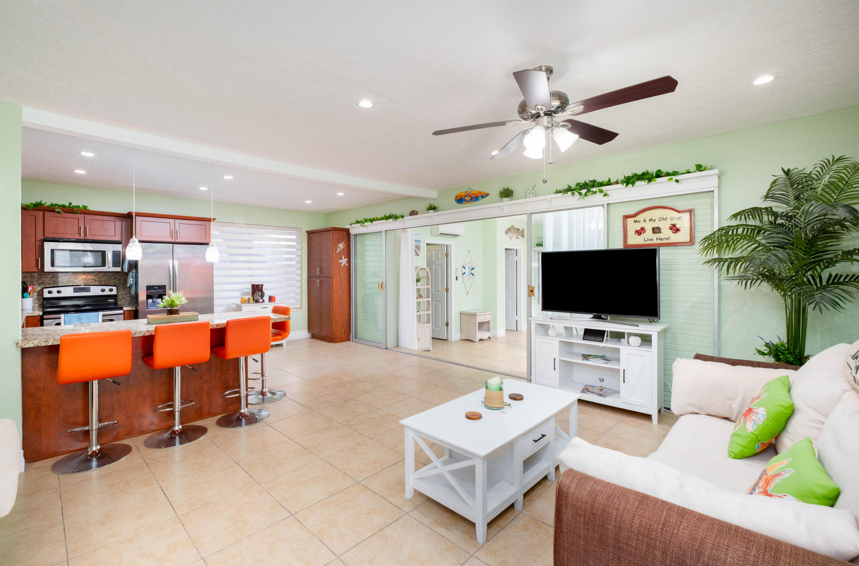 132 Gardenia Street Property Photo 4