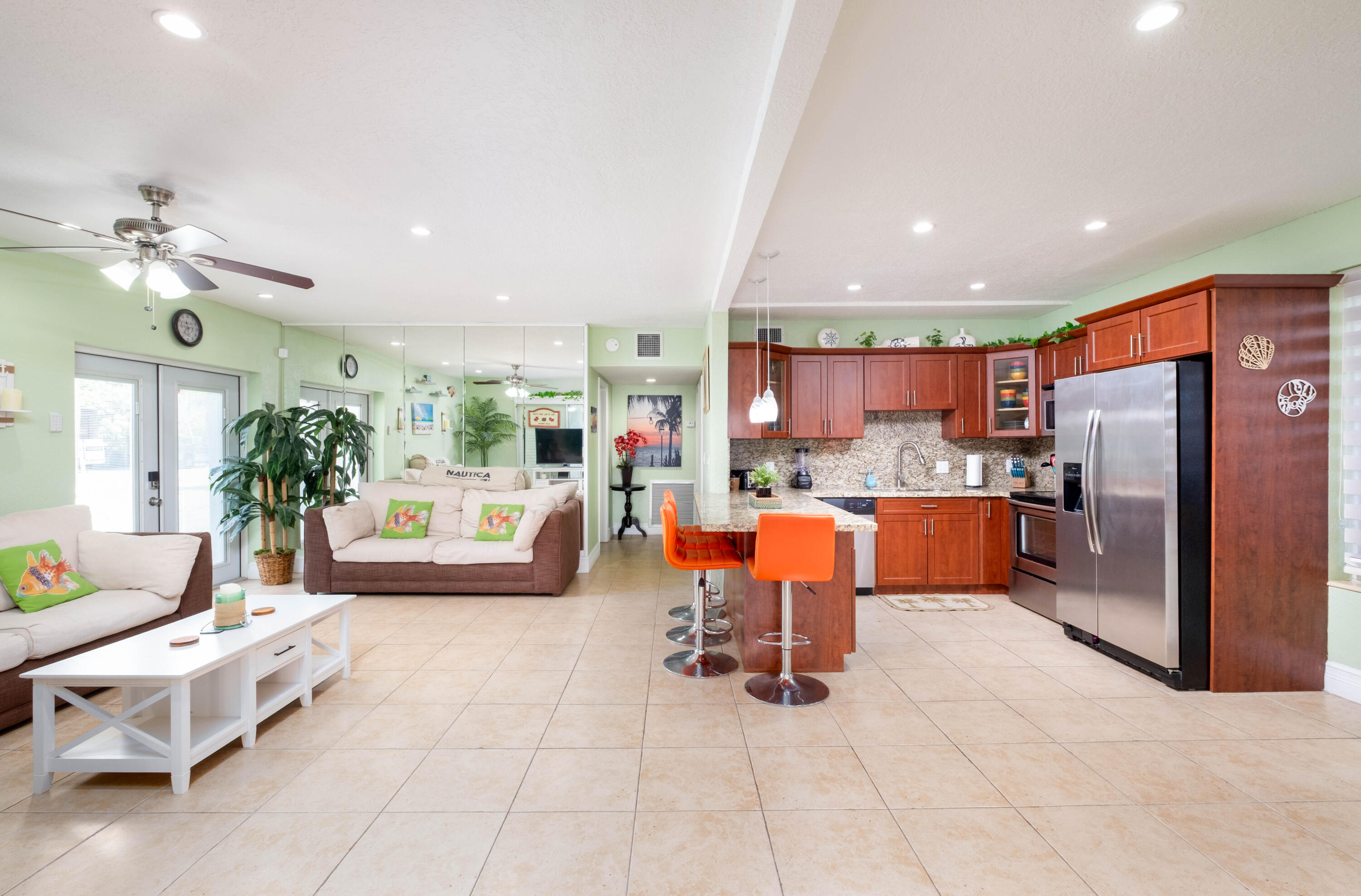 132 Gardenia Street Property Photo 6