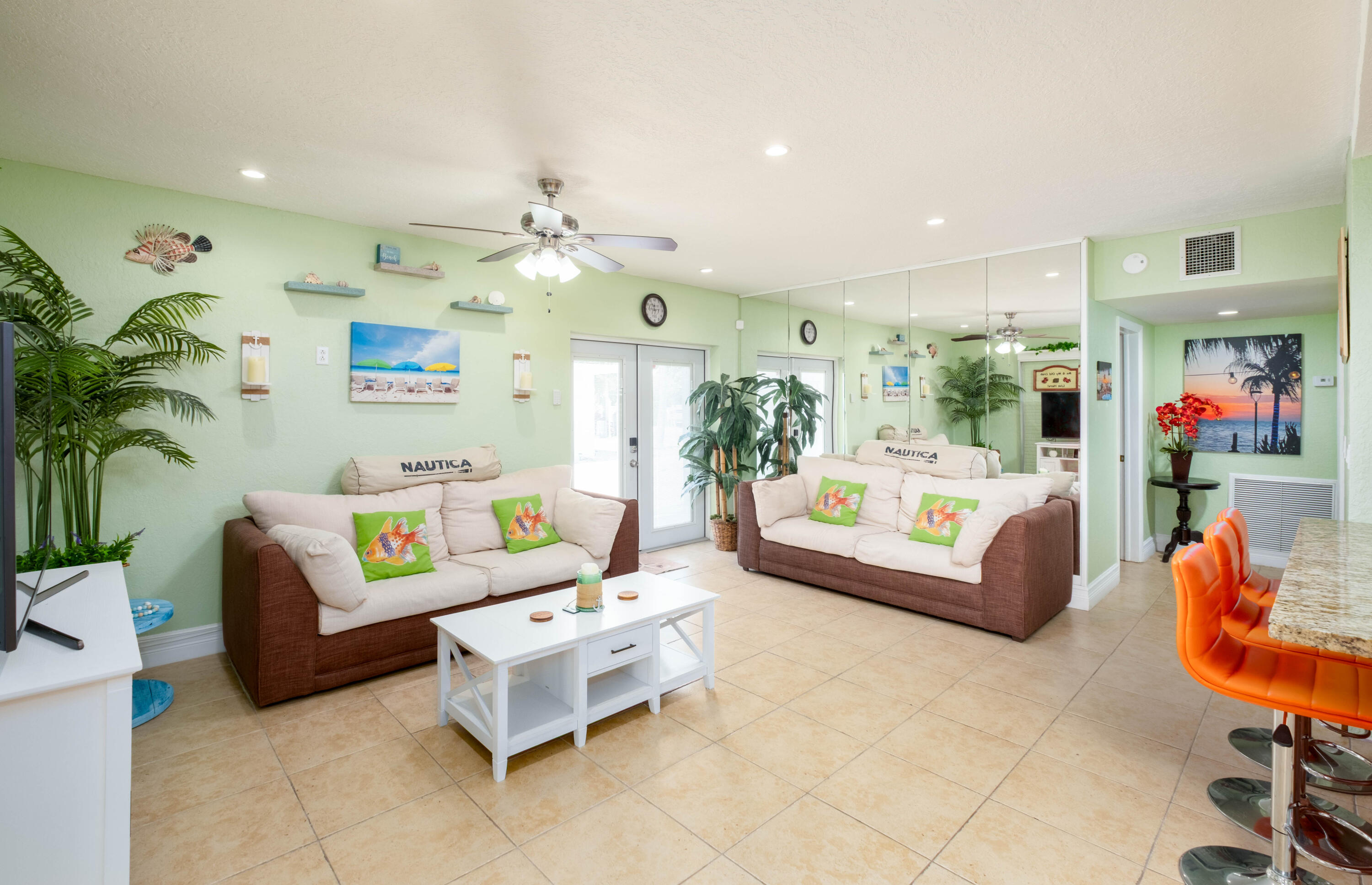 132 Gardenia Street Property Photo 8