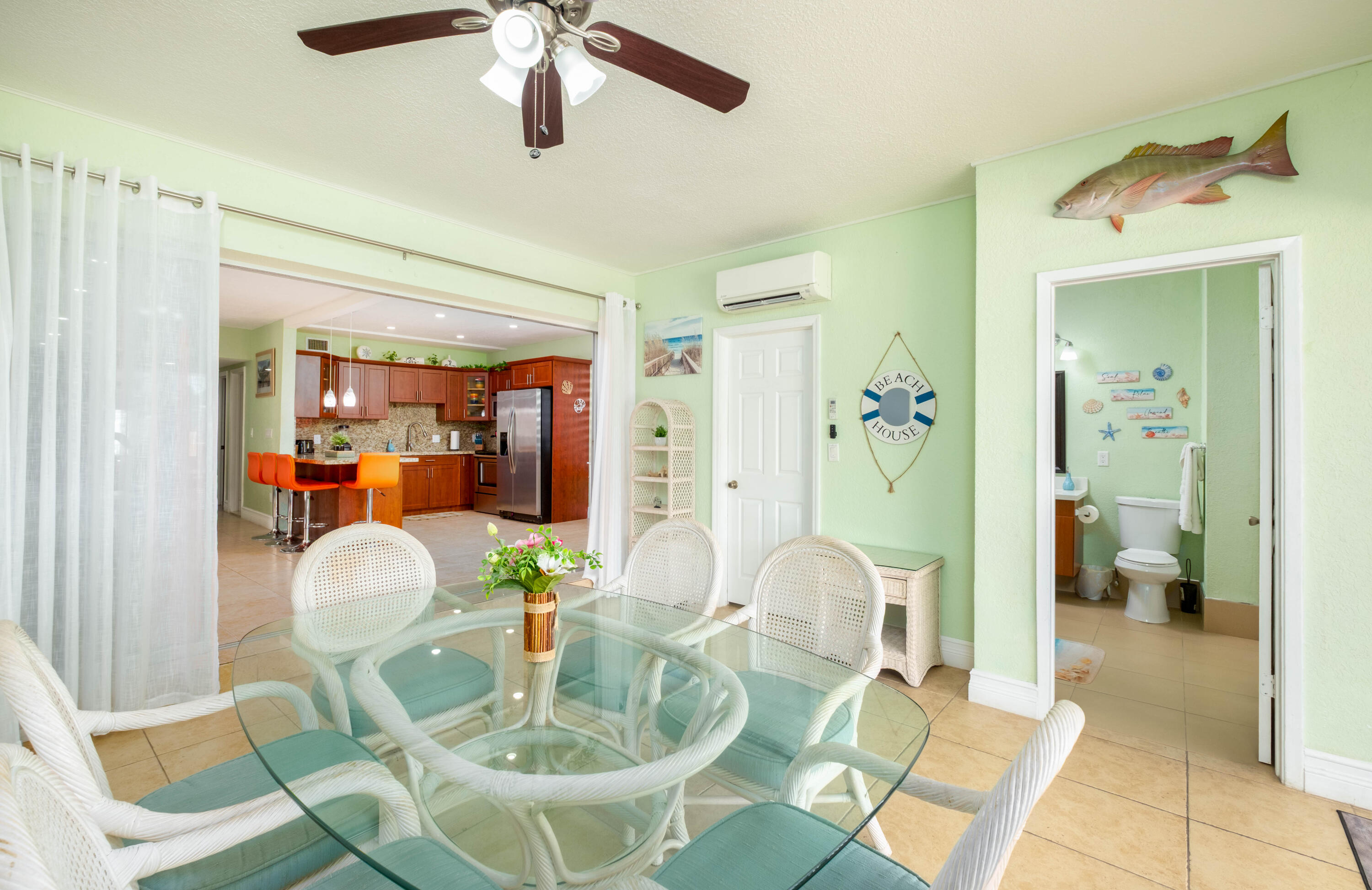132 Gardenia Street Property Photo 11