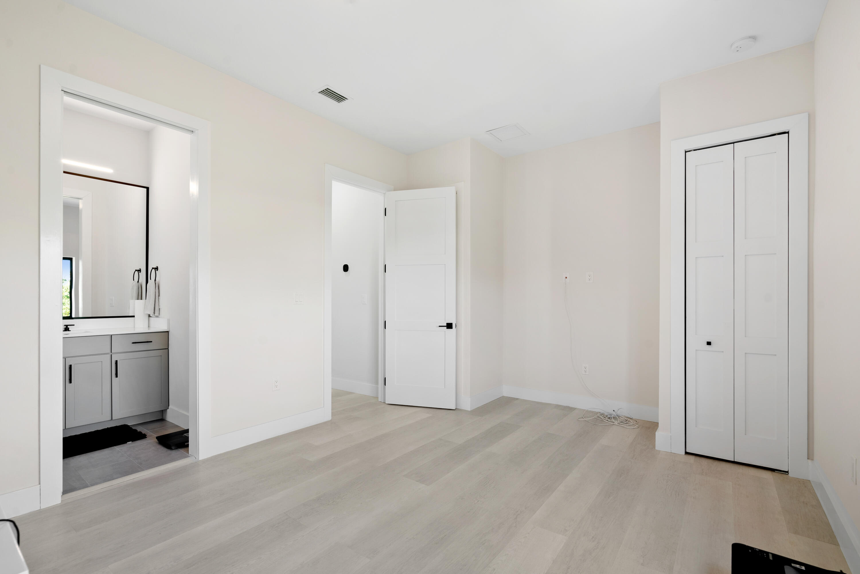 19 Coral Way Property Photo 17