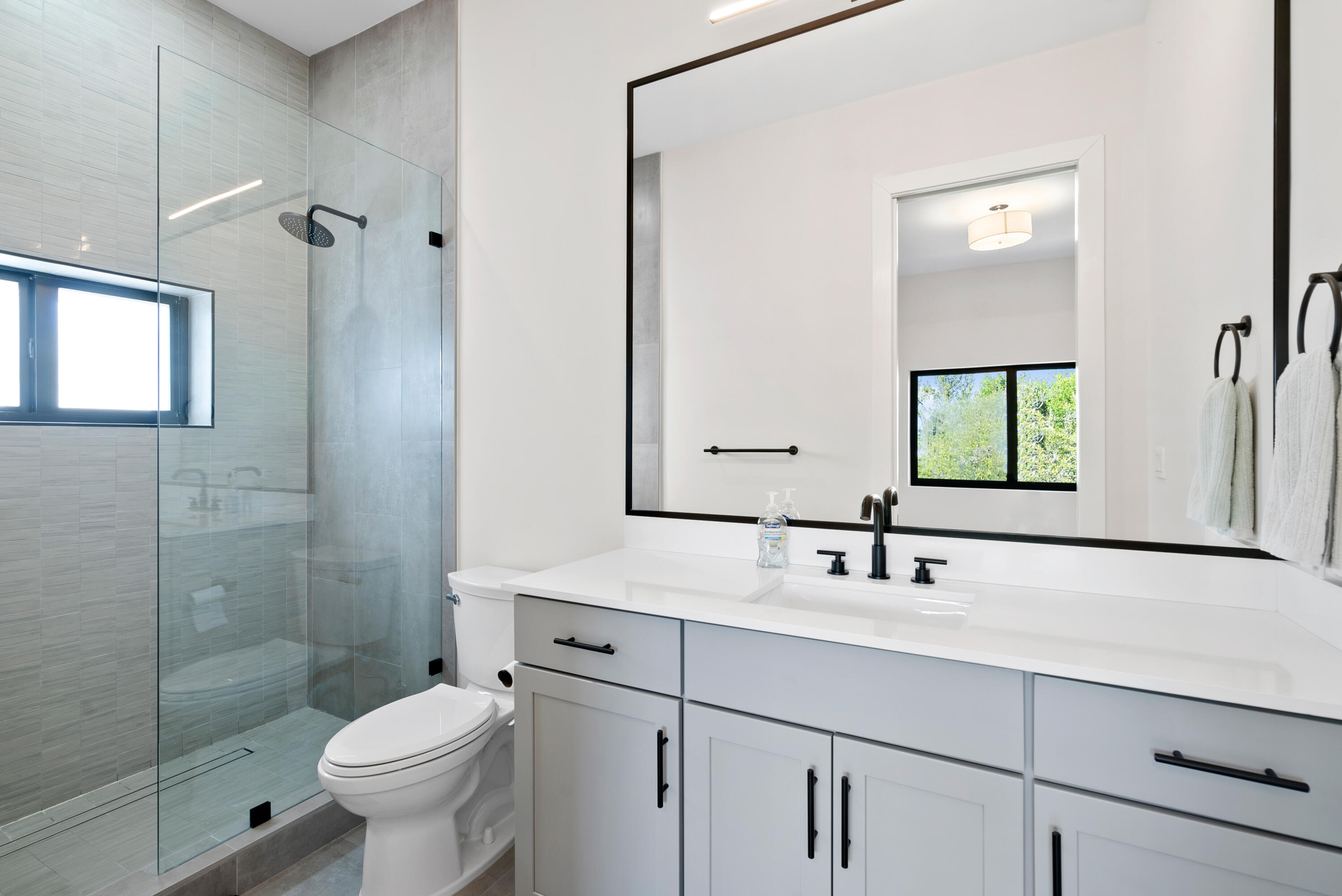 19 Coral Way Property Photo 18