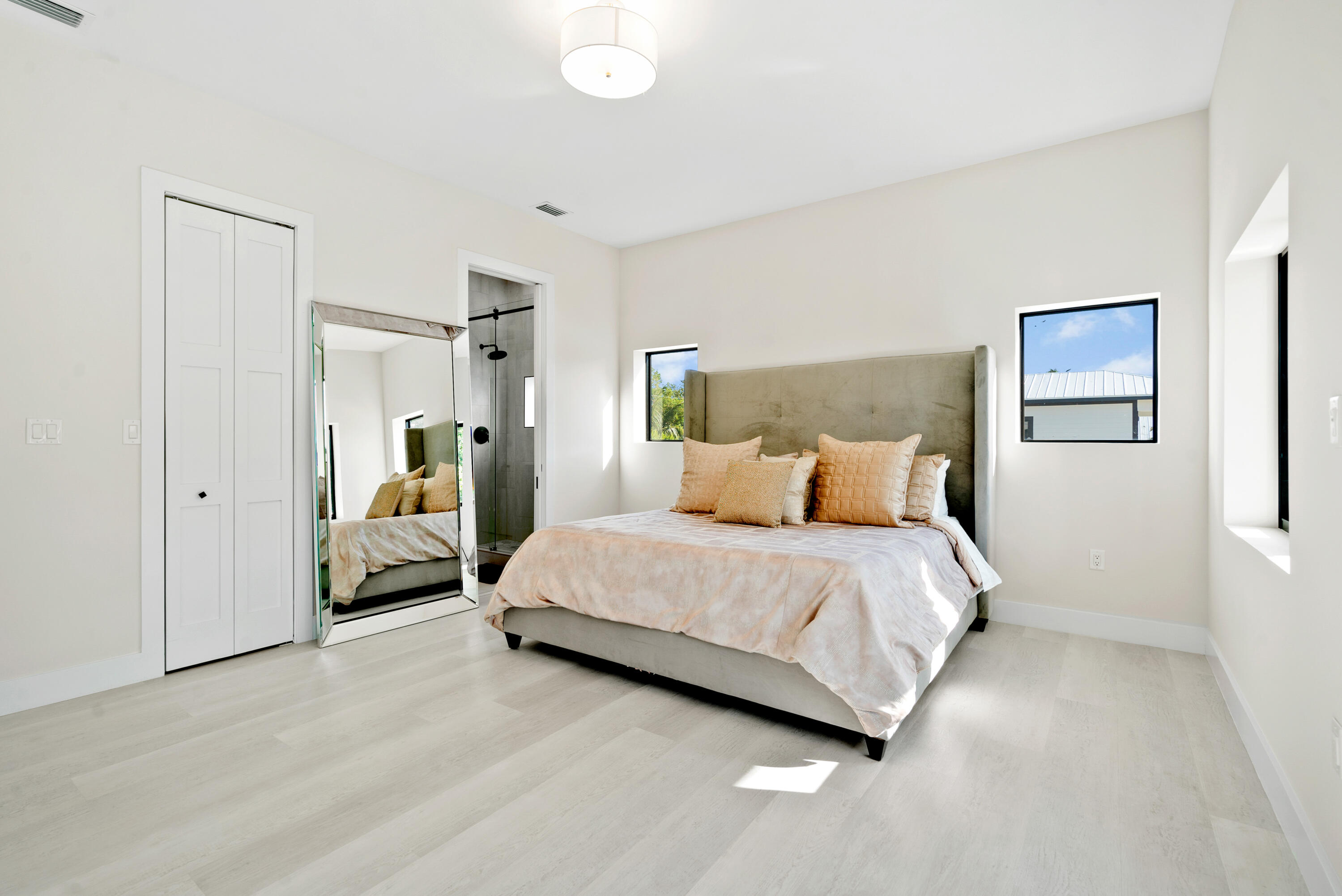 19 Coral Way Property Photo 20
