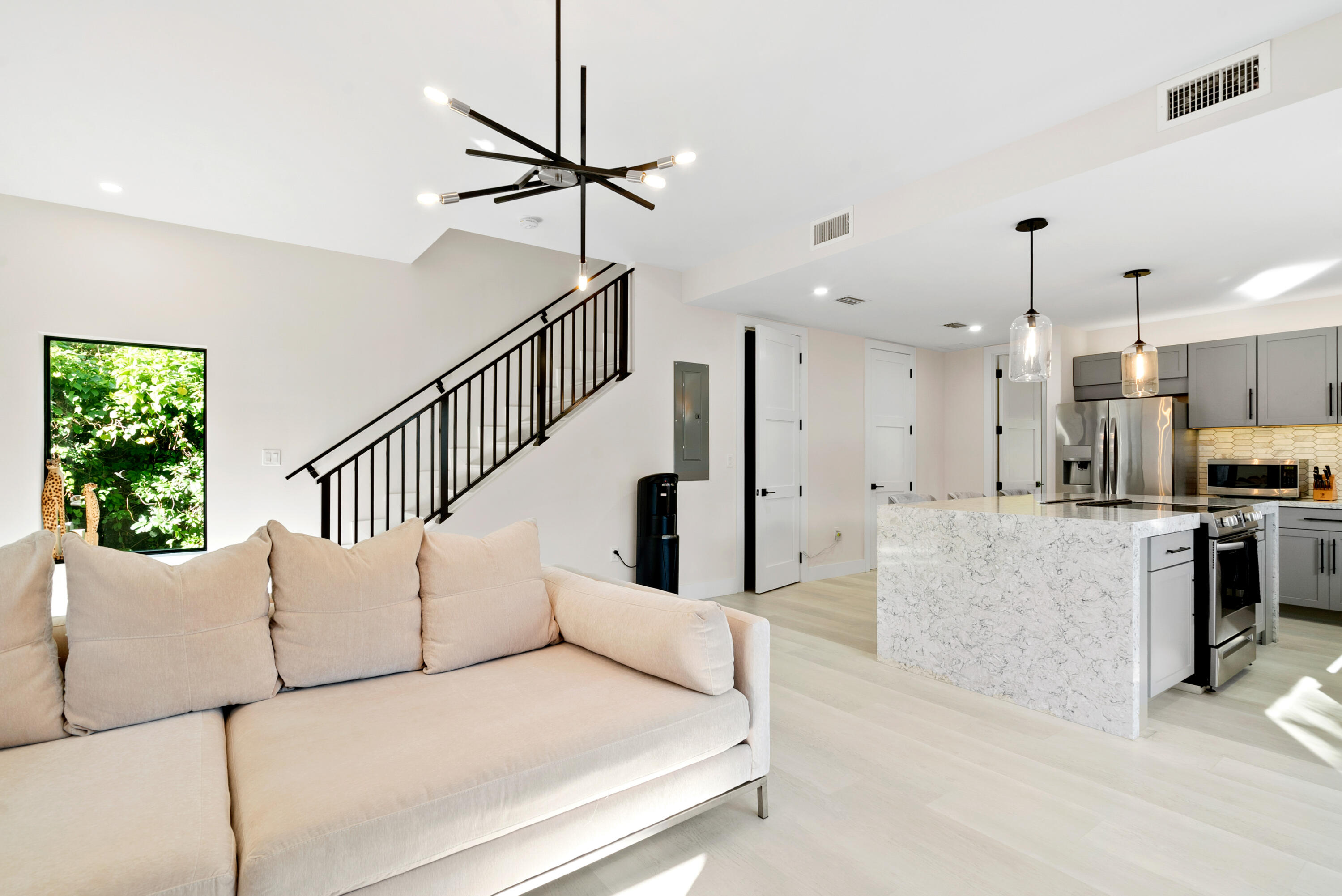 19 Coral Way Property Photo 23