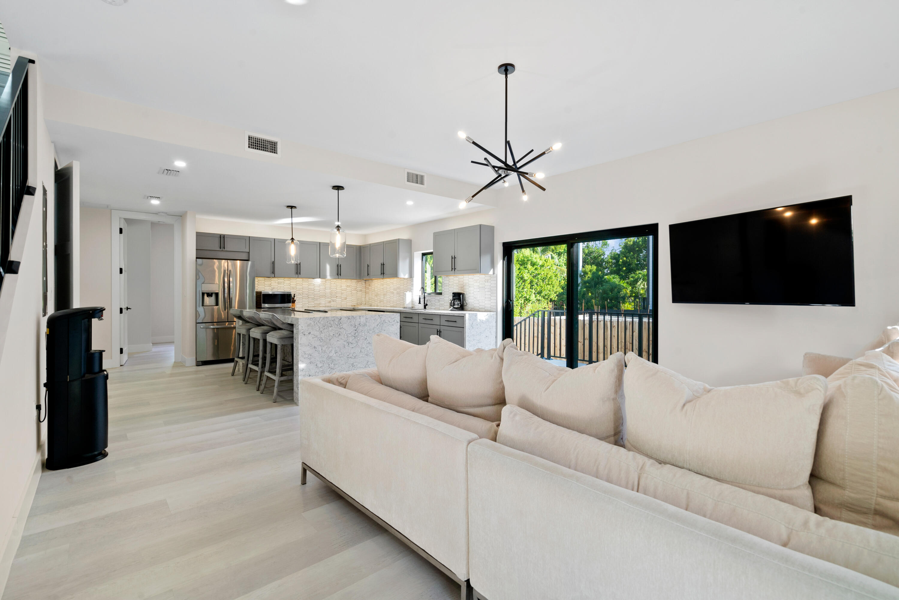19 Coral Way Property Photo 24