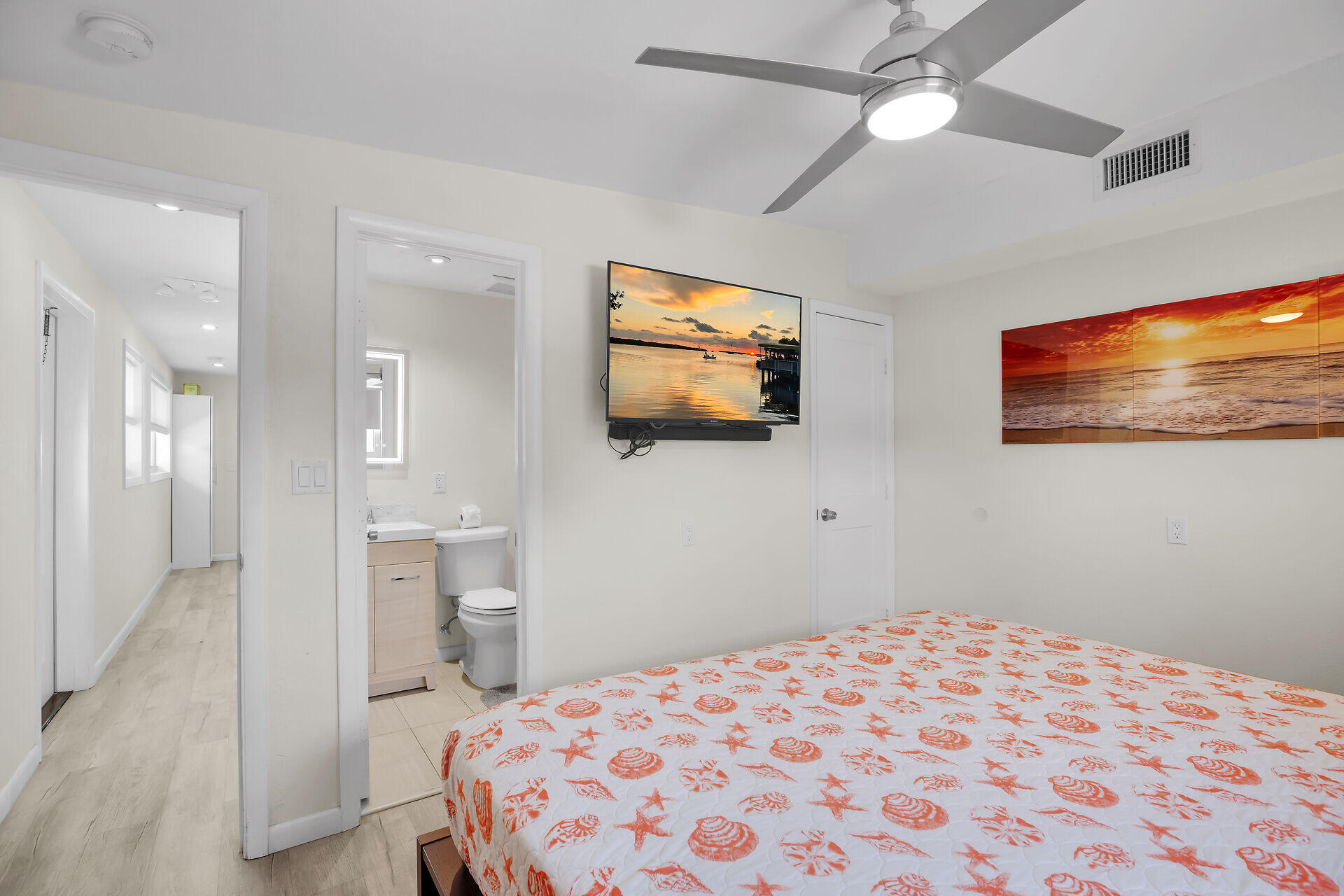 18 7th Avenue Property Photo 16