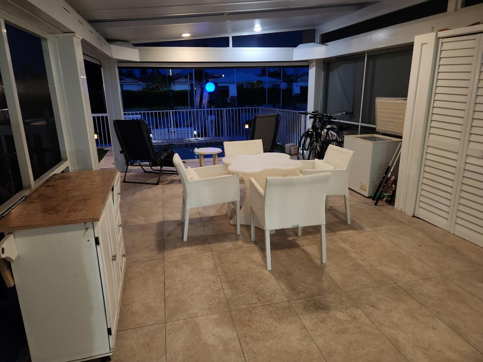 18 7th Avenue Property Photo 28
