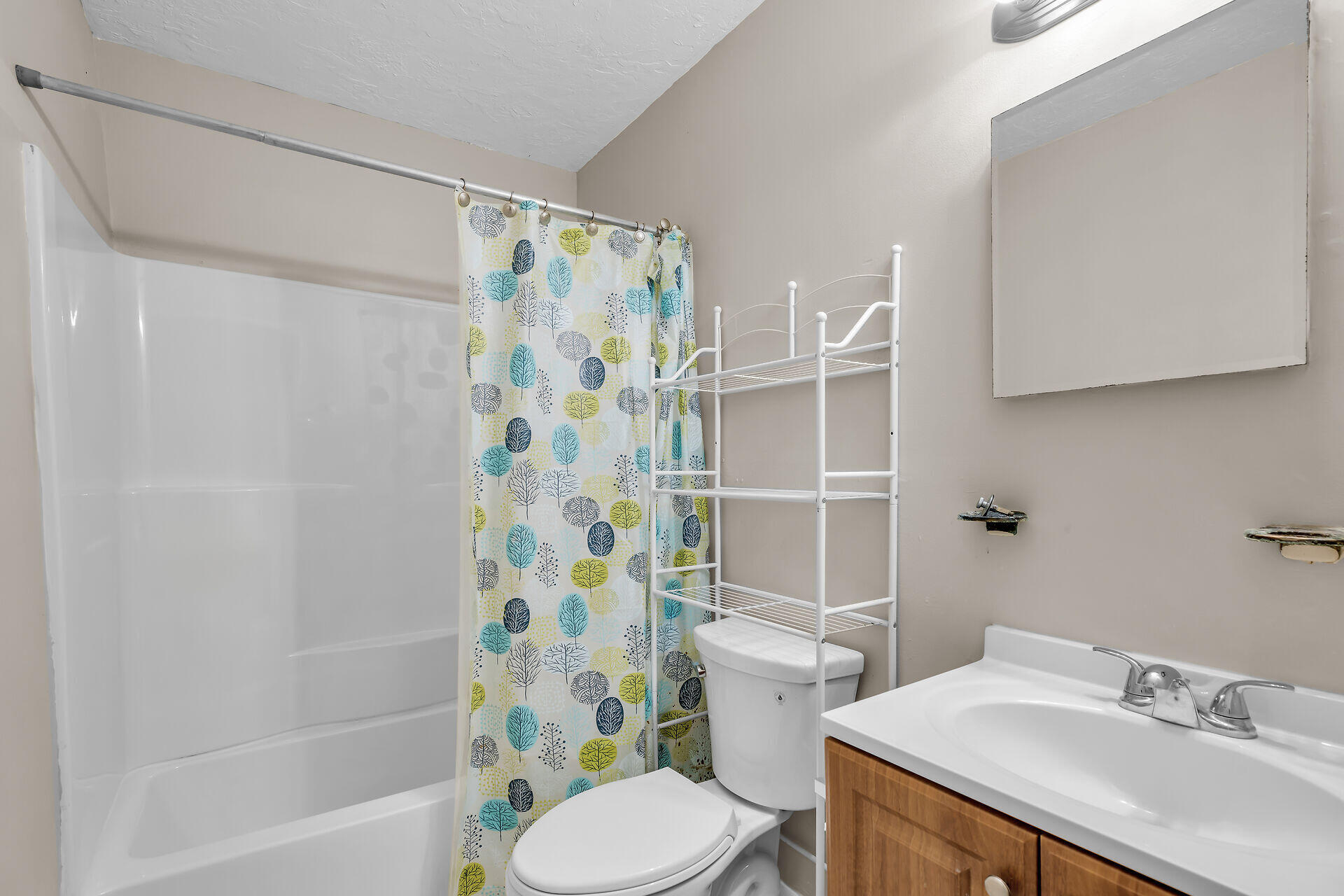 3212 Harriet Avenue Property Photo 22