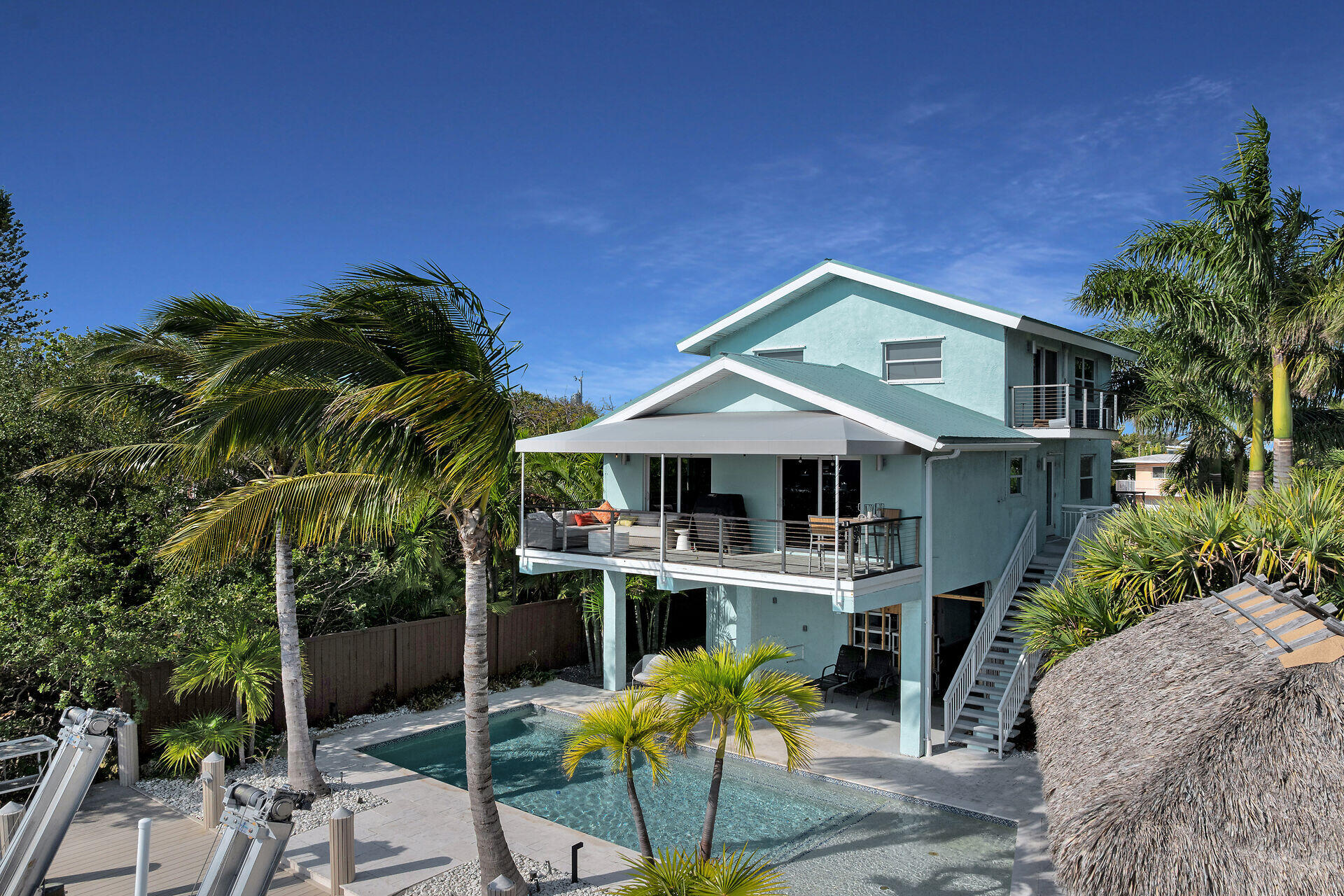 112 Gardenia Street Property Photo 4