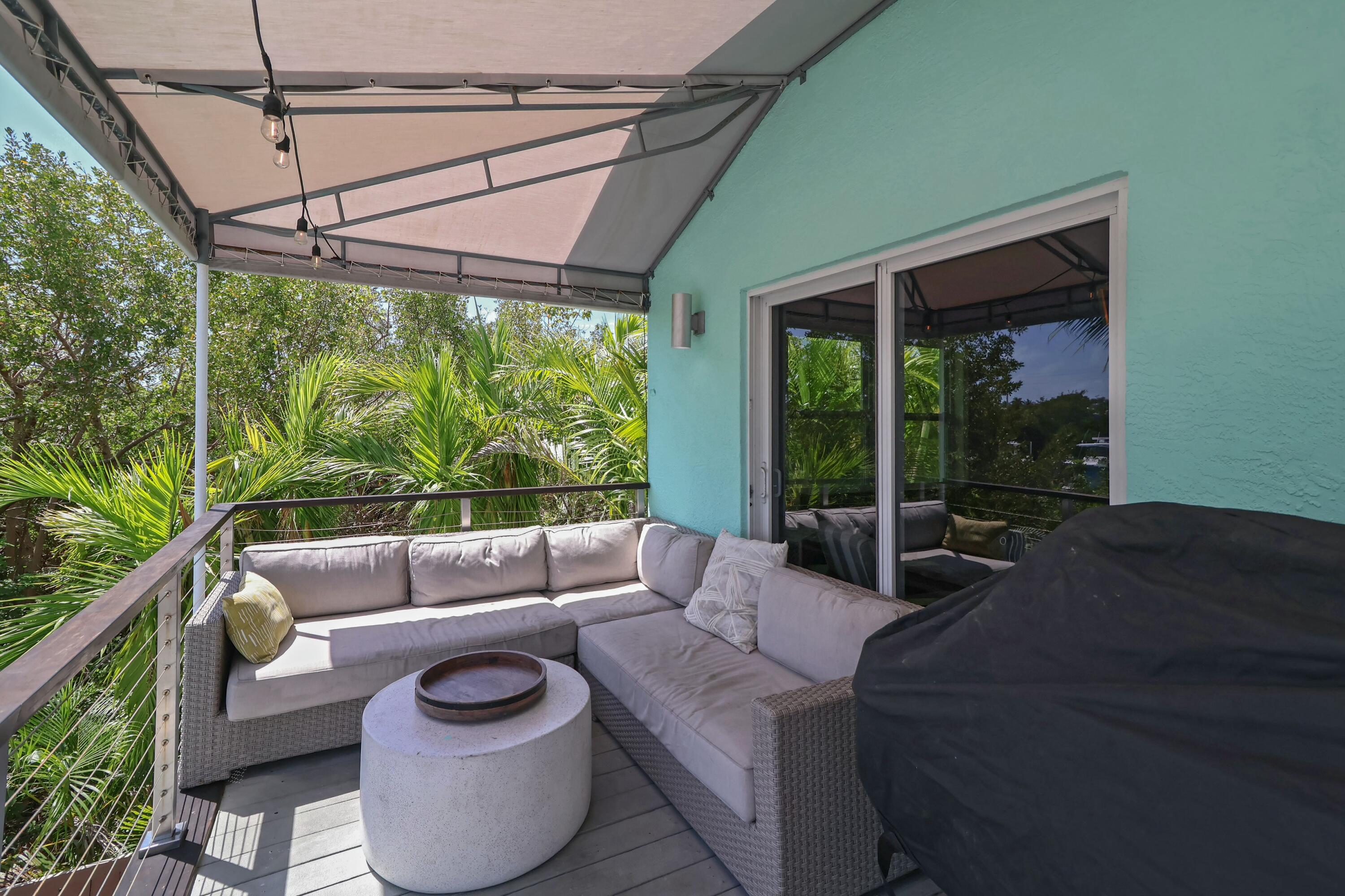 112 Gardenia Street Property Photo 22