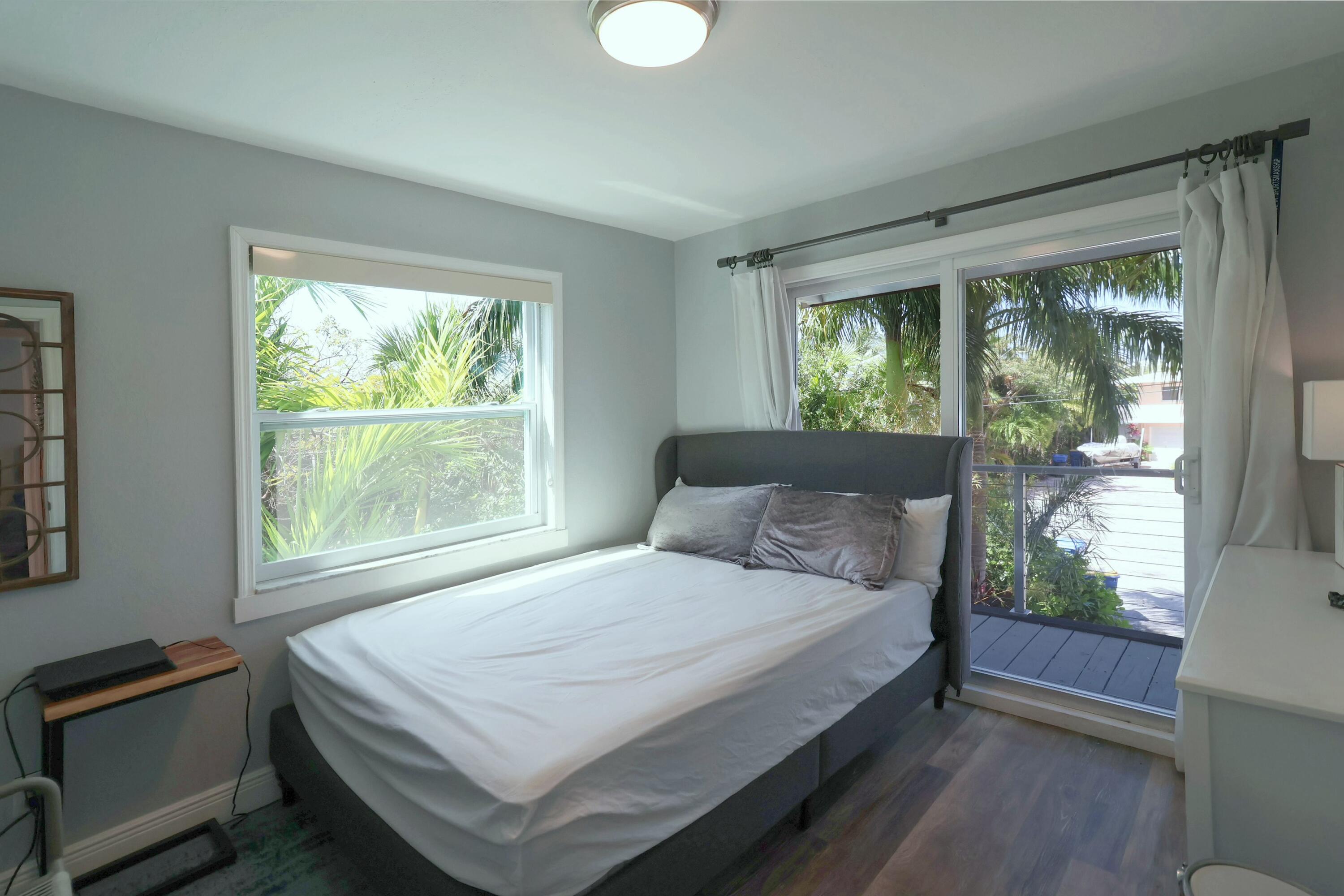 112 Gardenia Street Property Photo 34