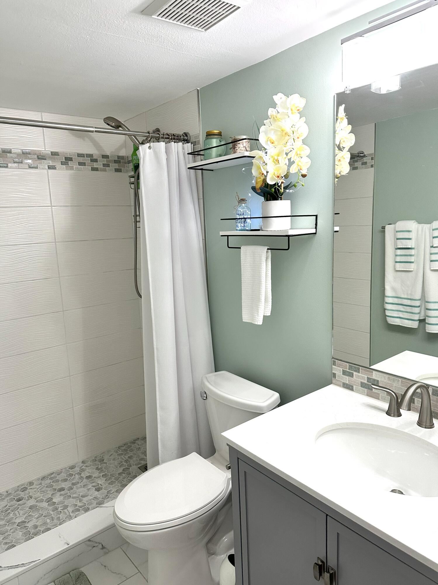 3930 S Roosevelt Boulevard, W214 Property Photo 25