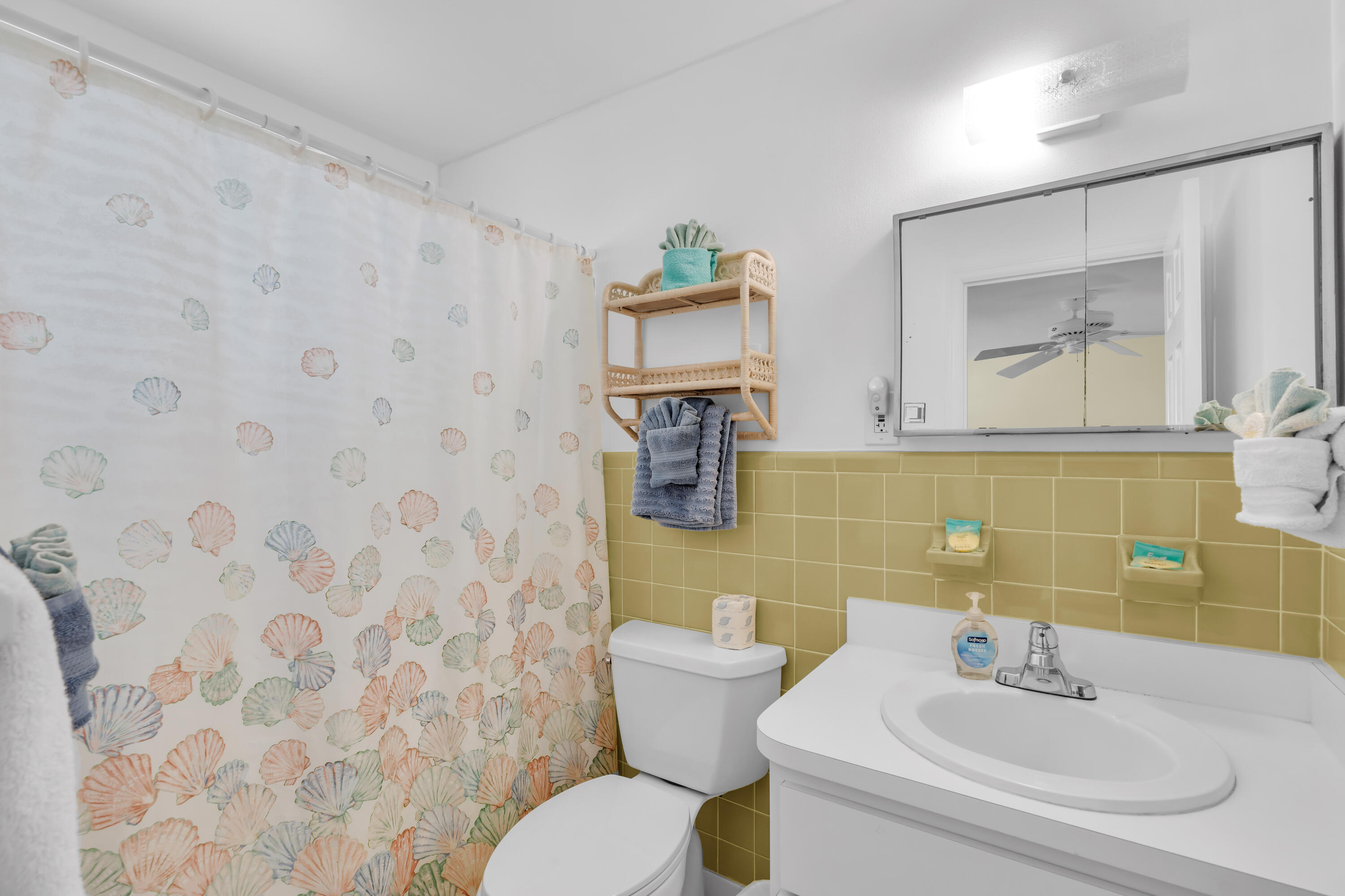 261 & 271 9th Street Property Photo 17