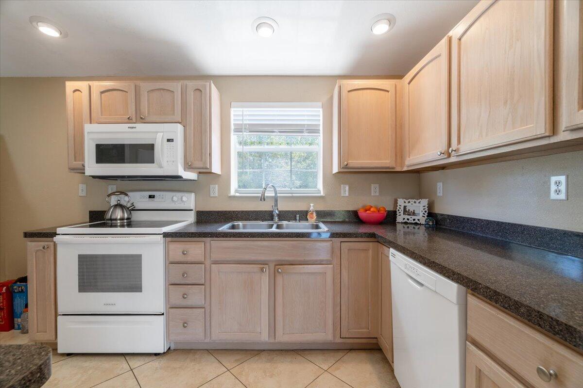 22957 Port Royal Lane Property Photo 12