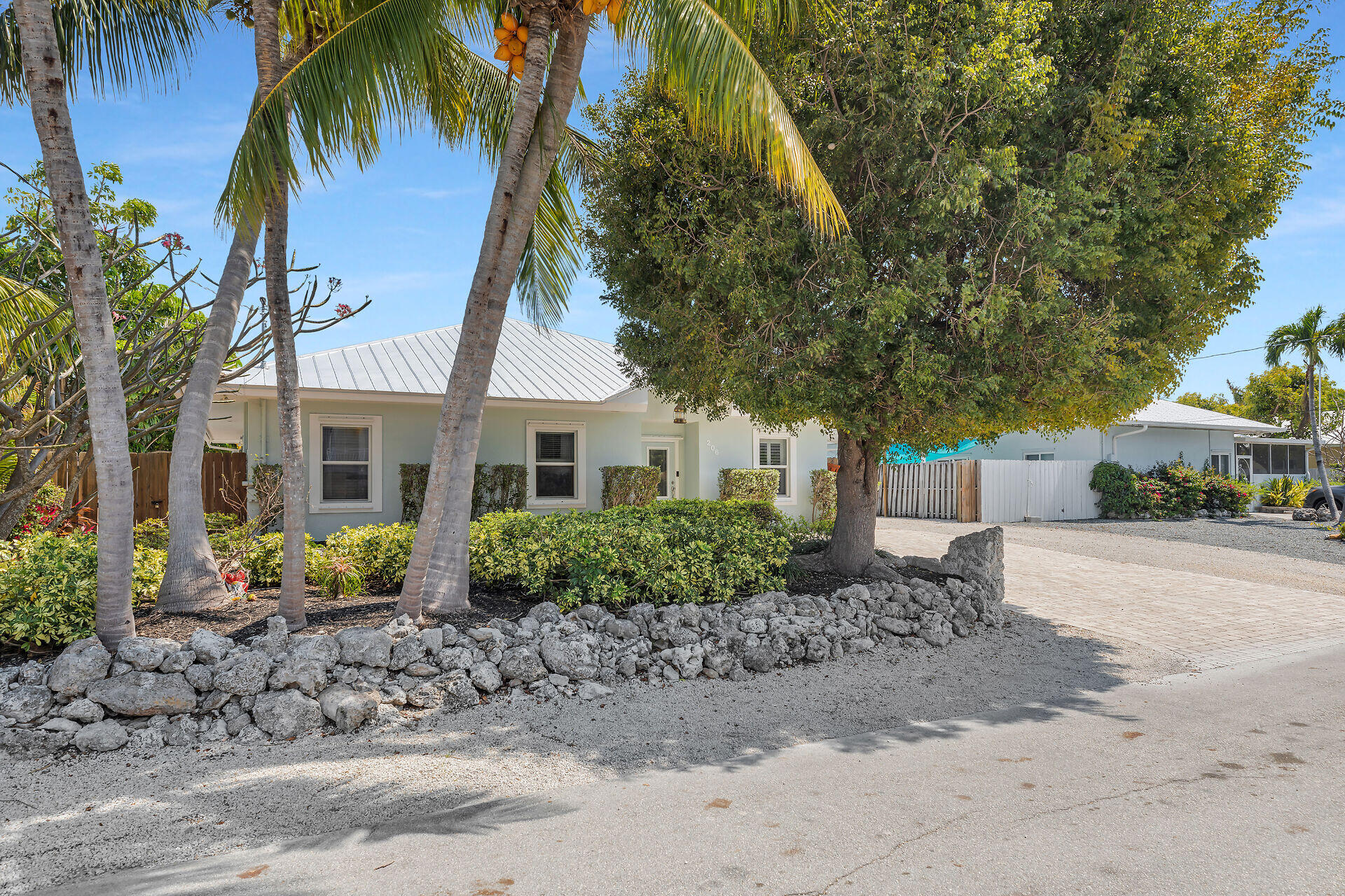 206 Bougainvillea Street Property Photo 36