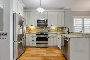 2605 Gulfview Drive Property Photo 9