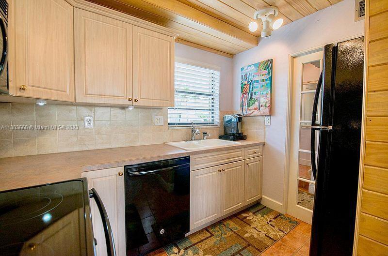 87465 Old Highway, 218 Property Photo 9