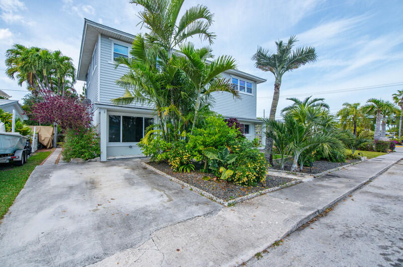 1006 16th Terrace Property Photo 1