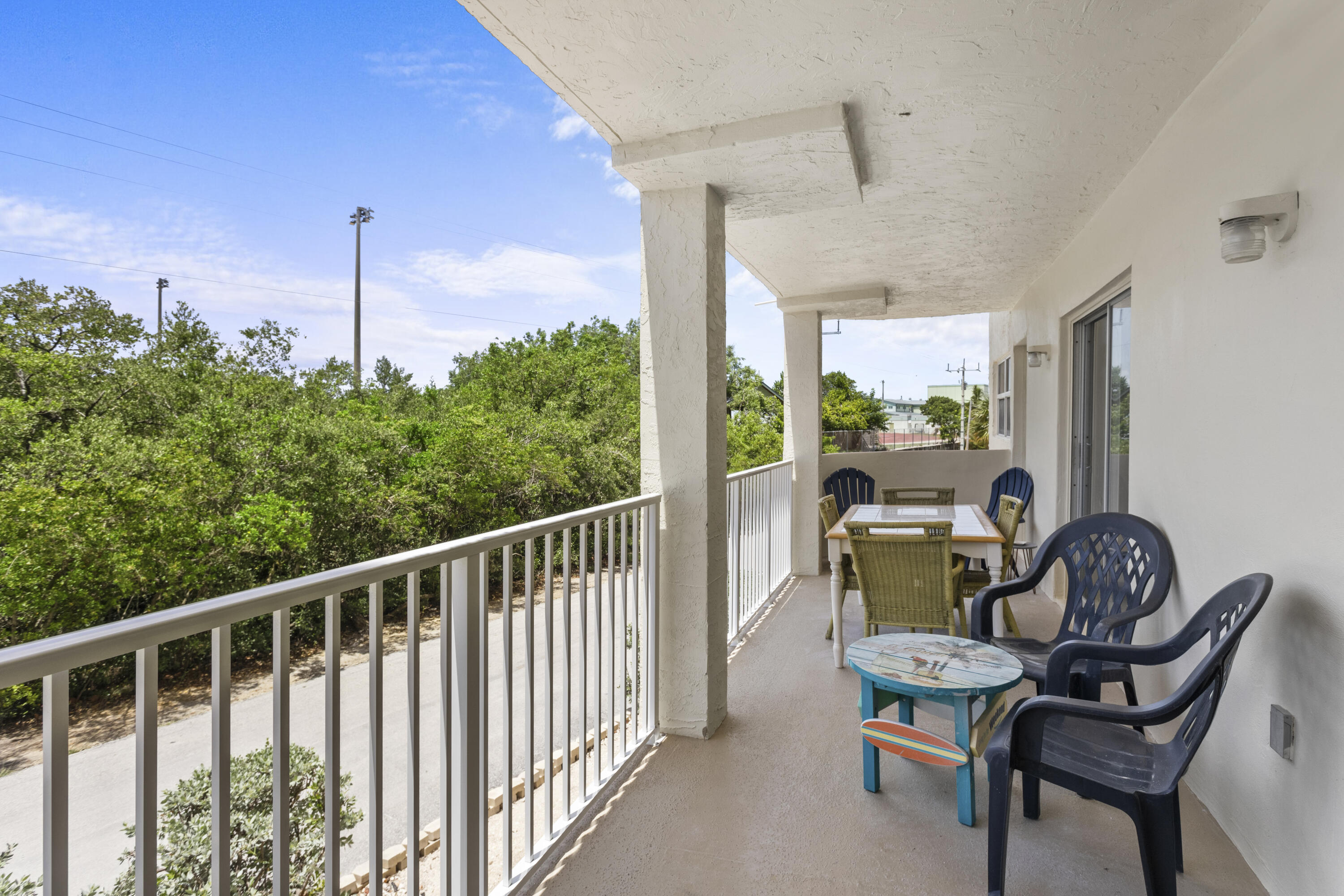 200 Wrenn Street, 206 Property Photo 16