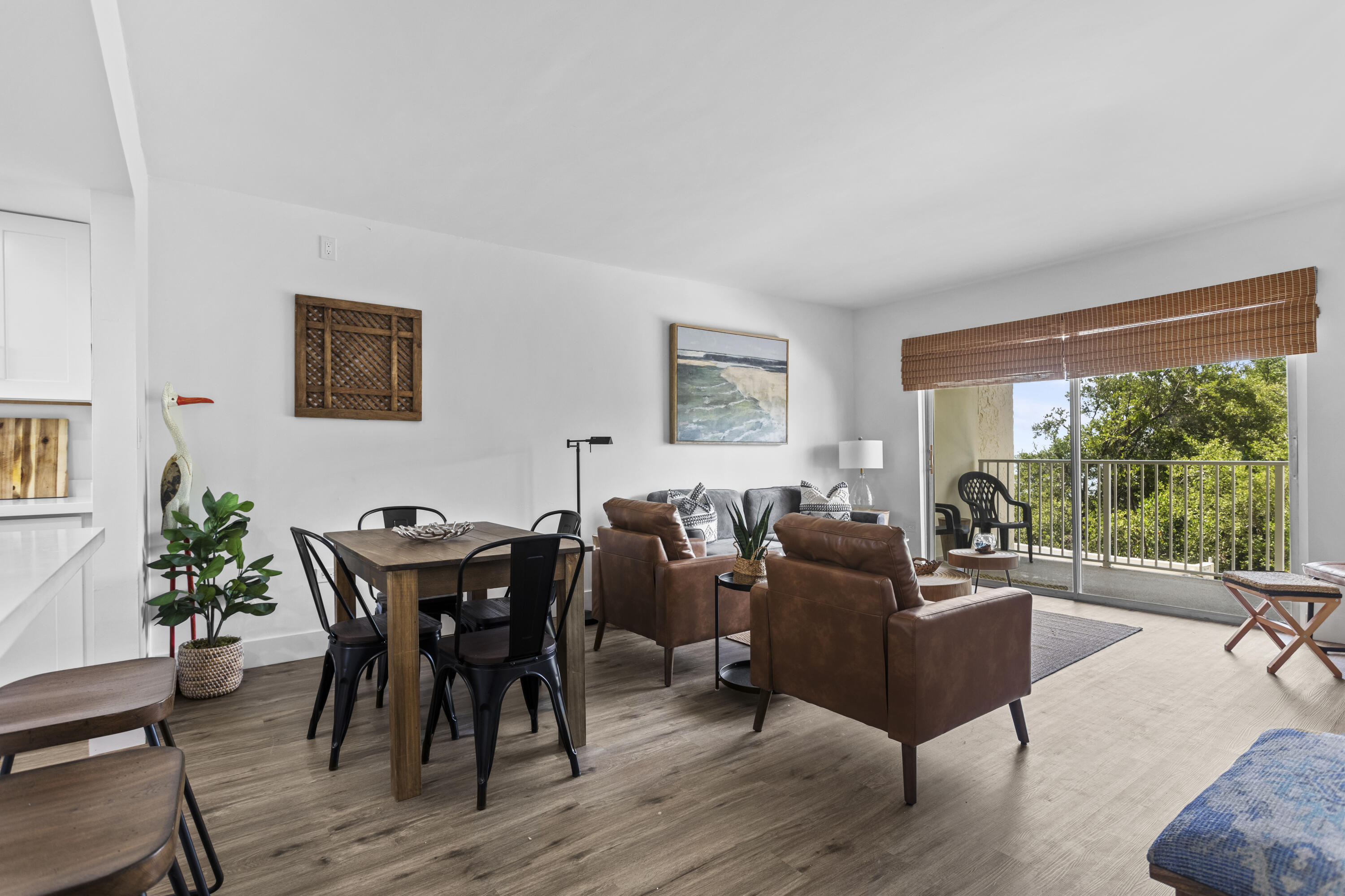 200 Wrenn Street, 206 Property Photo 21