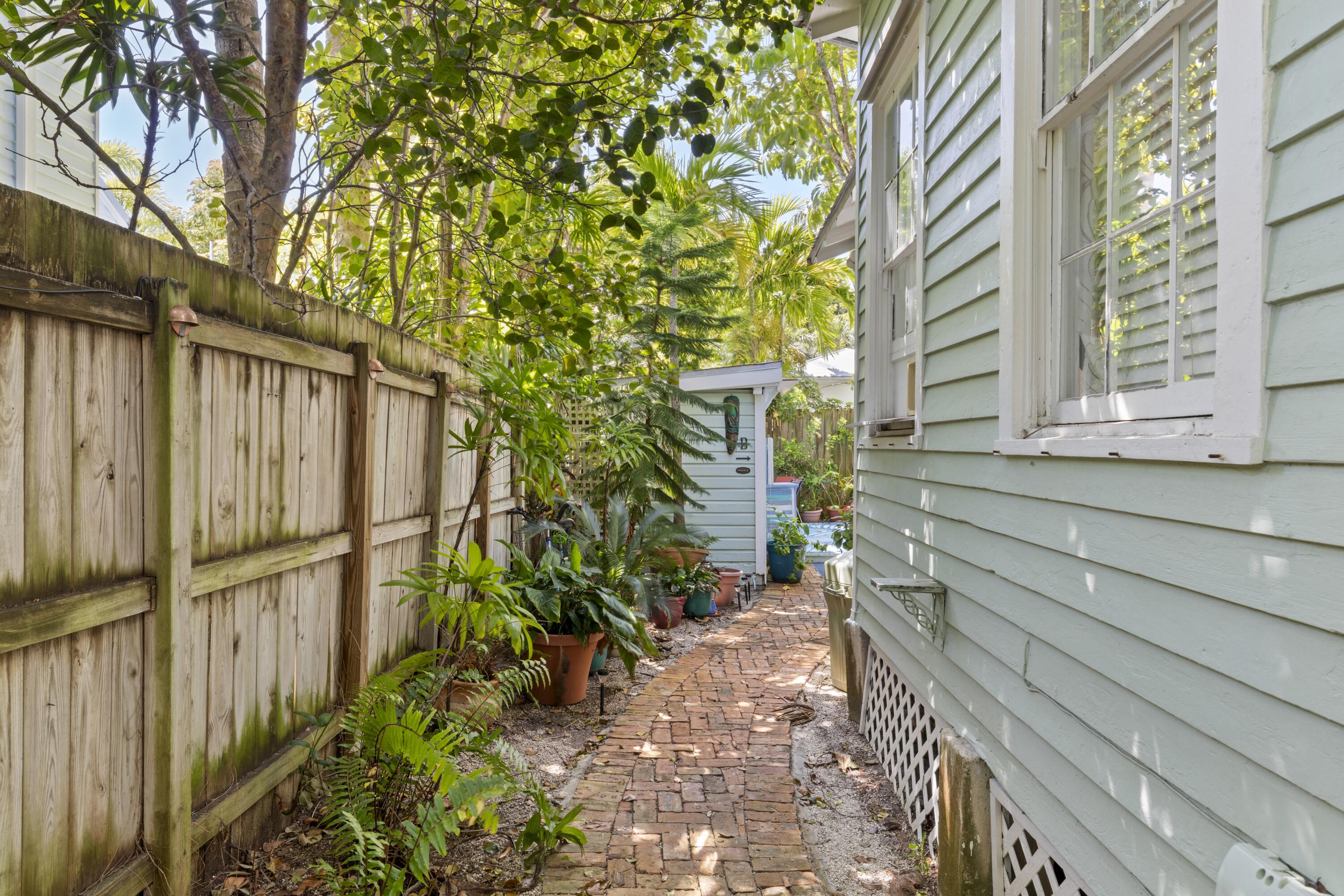 506 Frances Street Property Photo 20