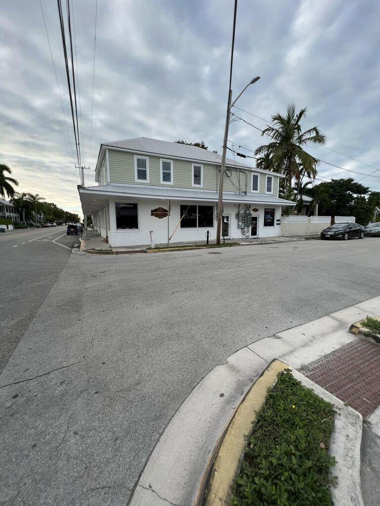 1200 White St Property Photo 3