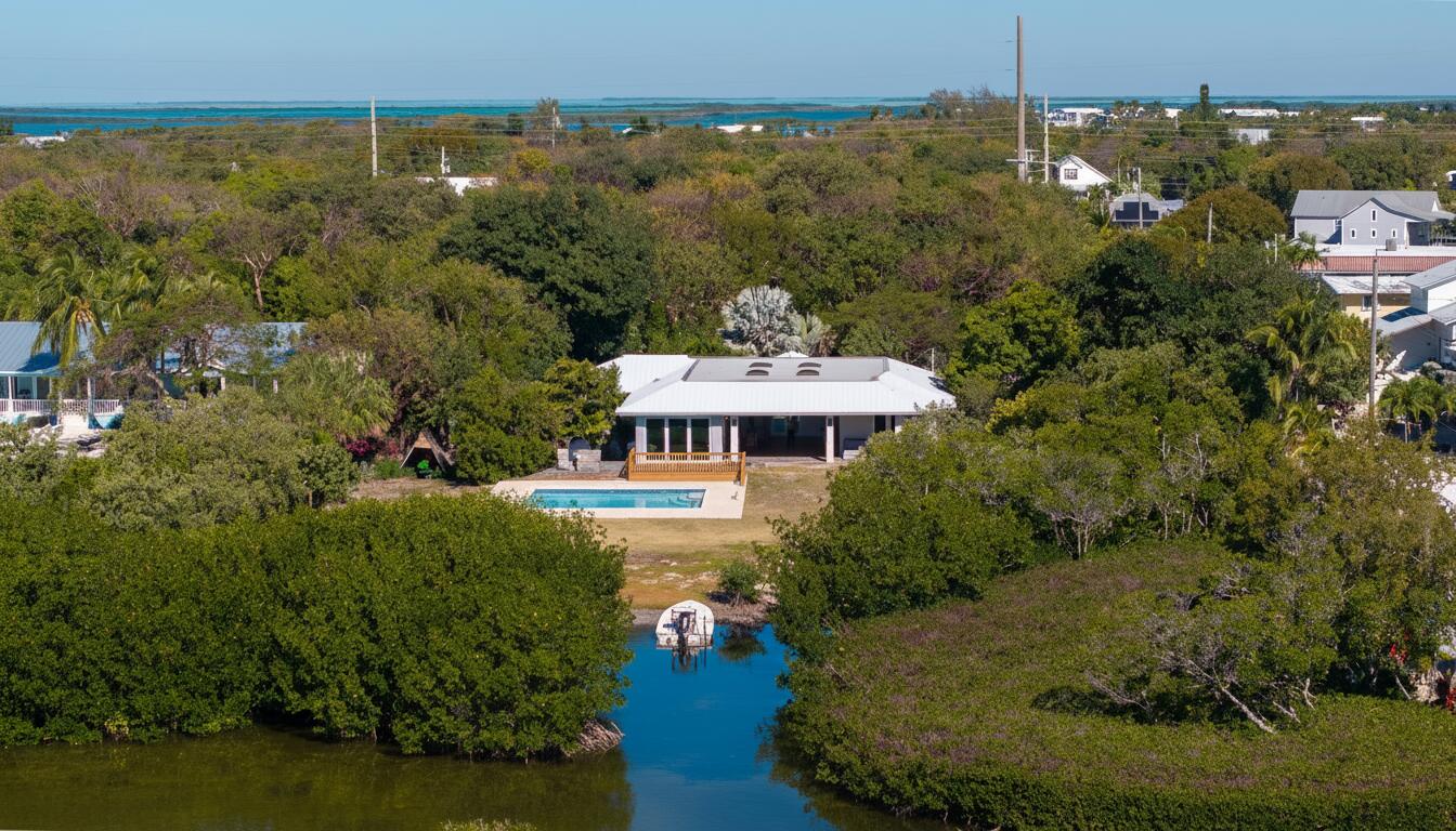 120 S Coco Plum Road Property Photo 51