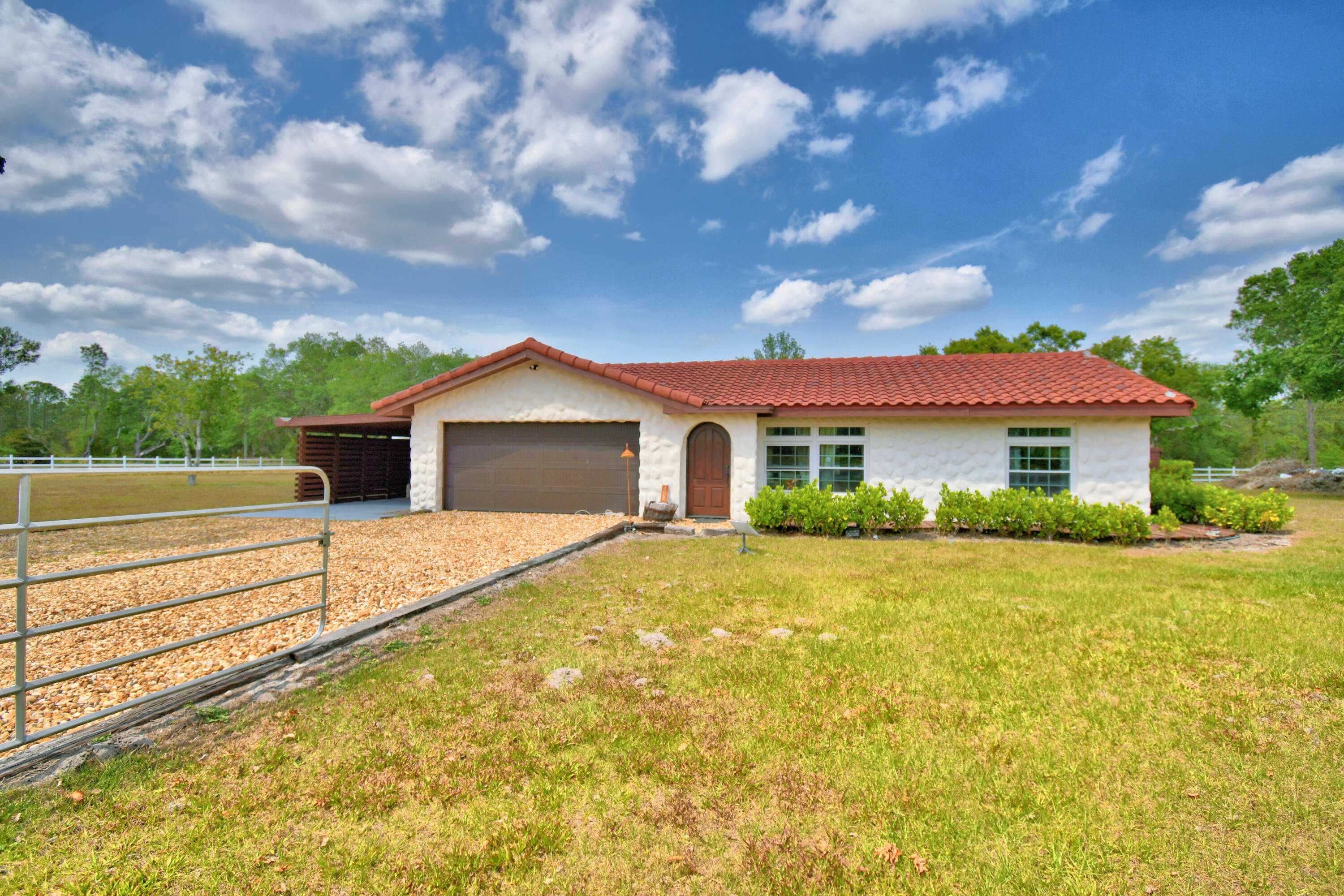 3450 Palm Avenue Property Photo 2