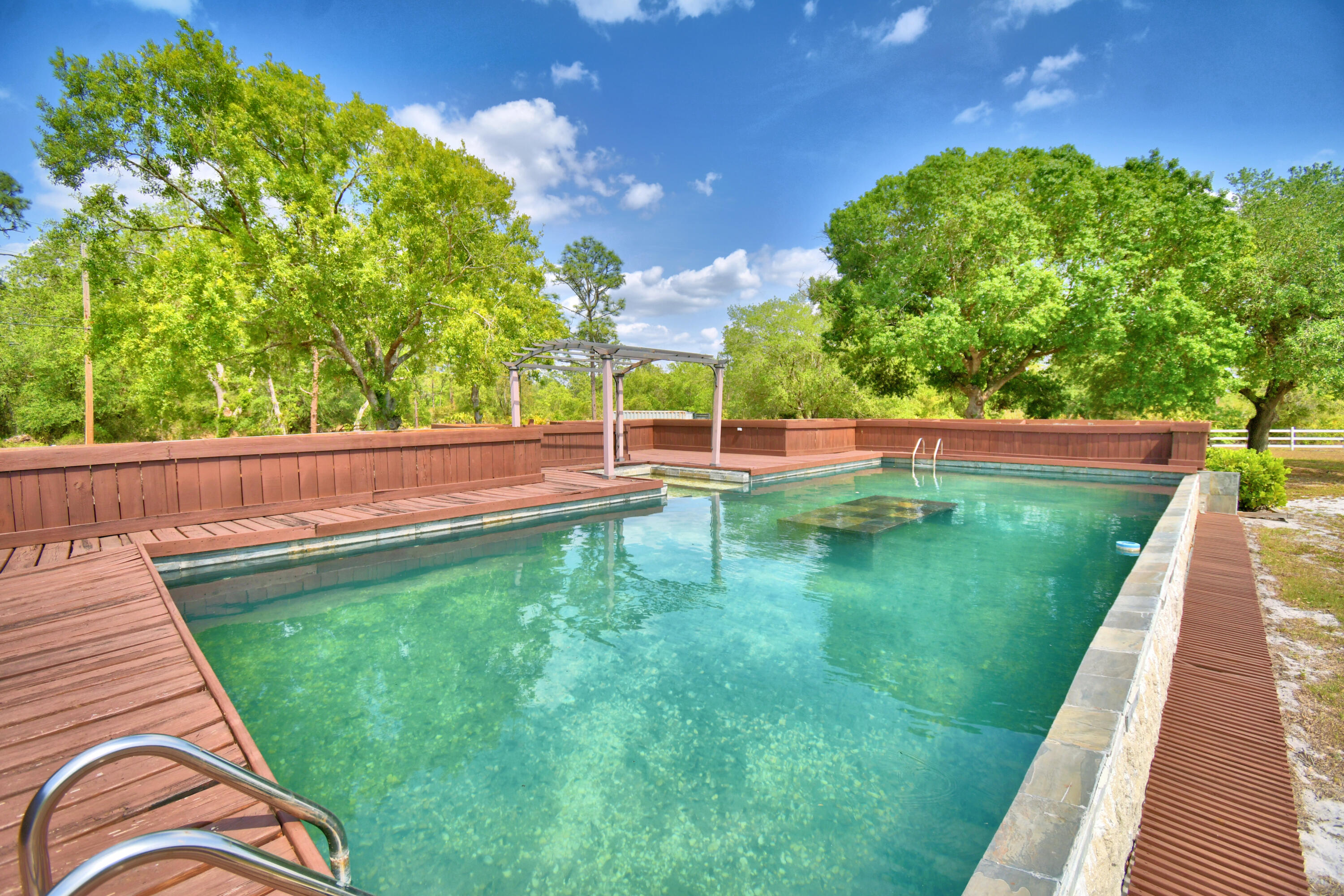 3450 Palm Avenue Property Photo 6