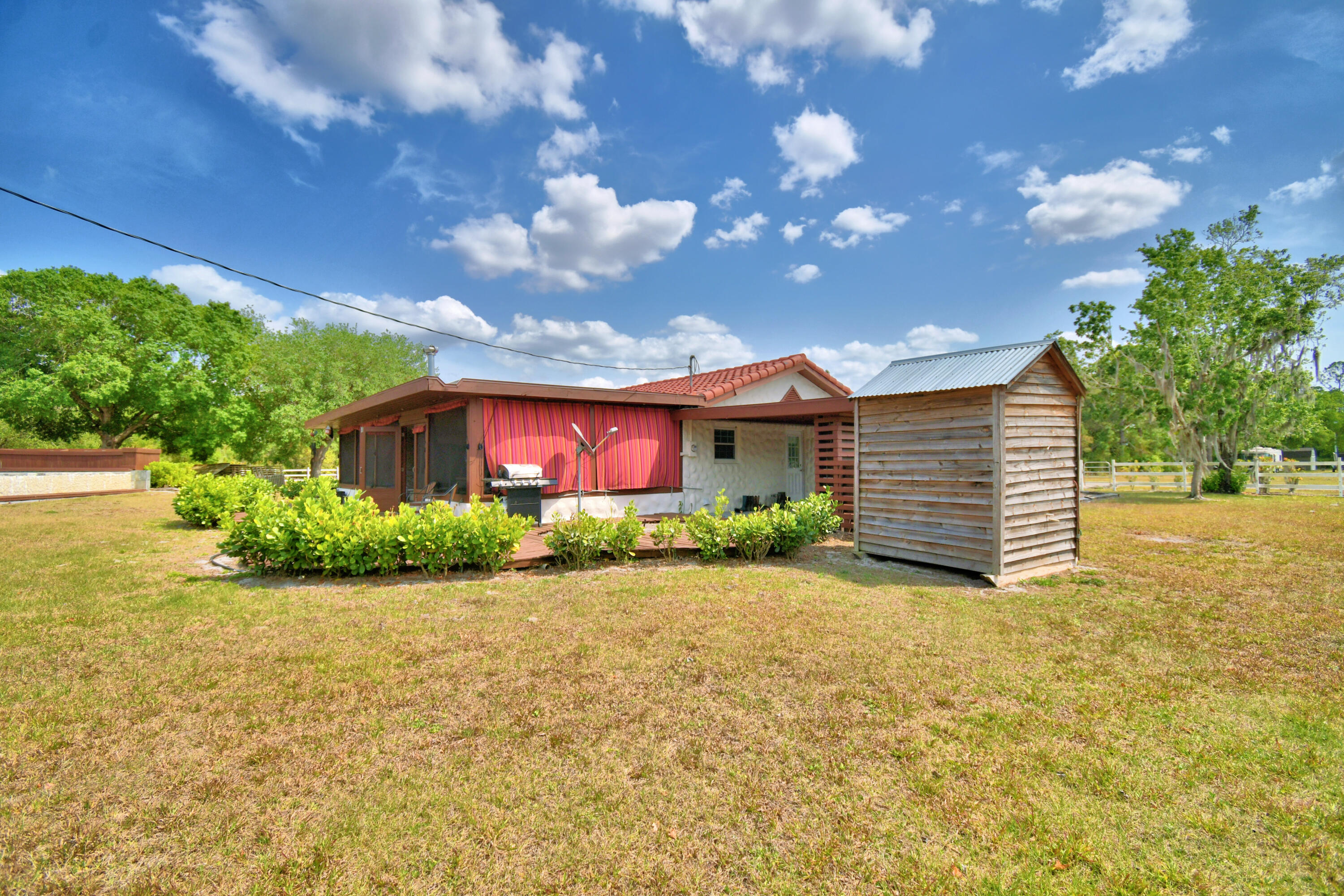 3450 Palm Avenue Property Photo 10