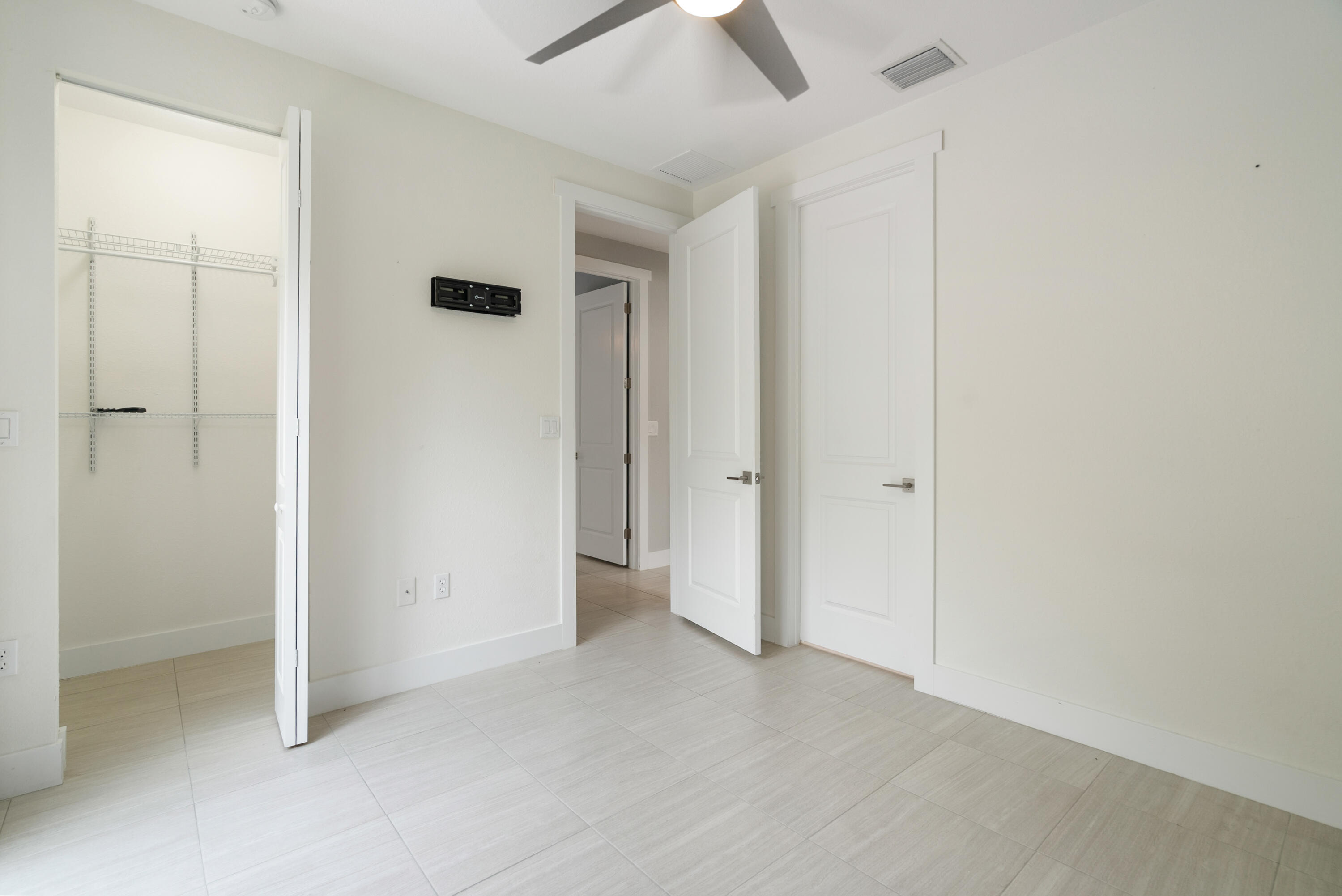 582 Boyd Drive Property Photo 13