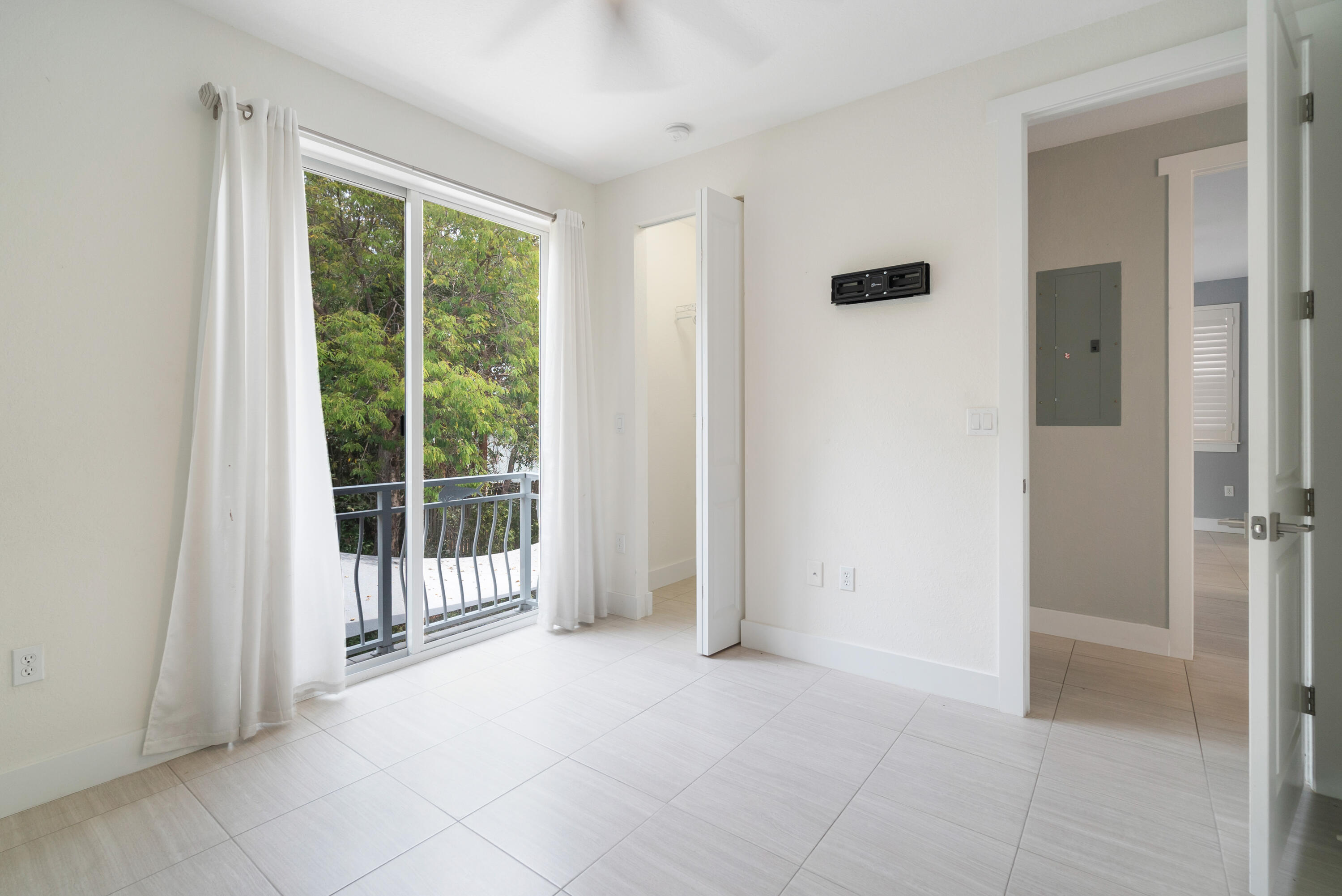 582 Boyd Drive Property Photo 14