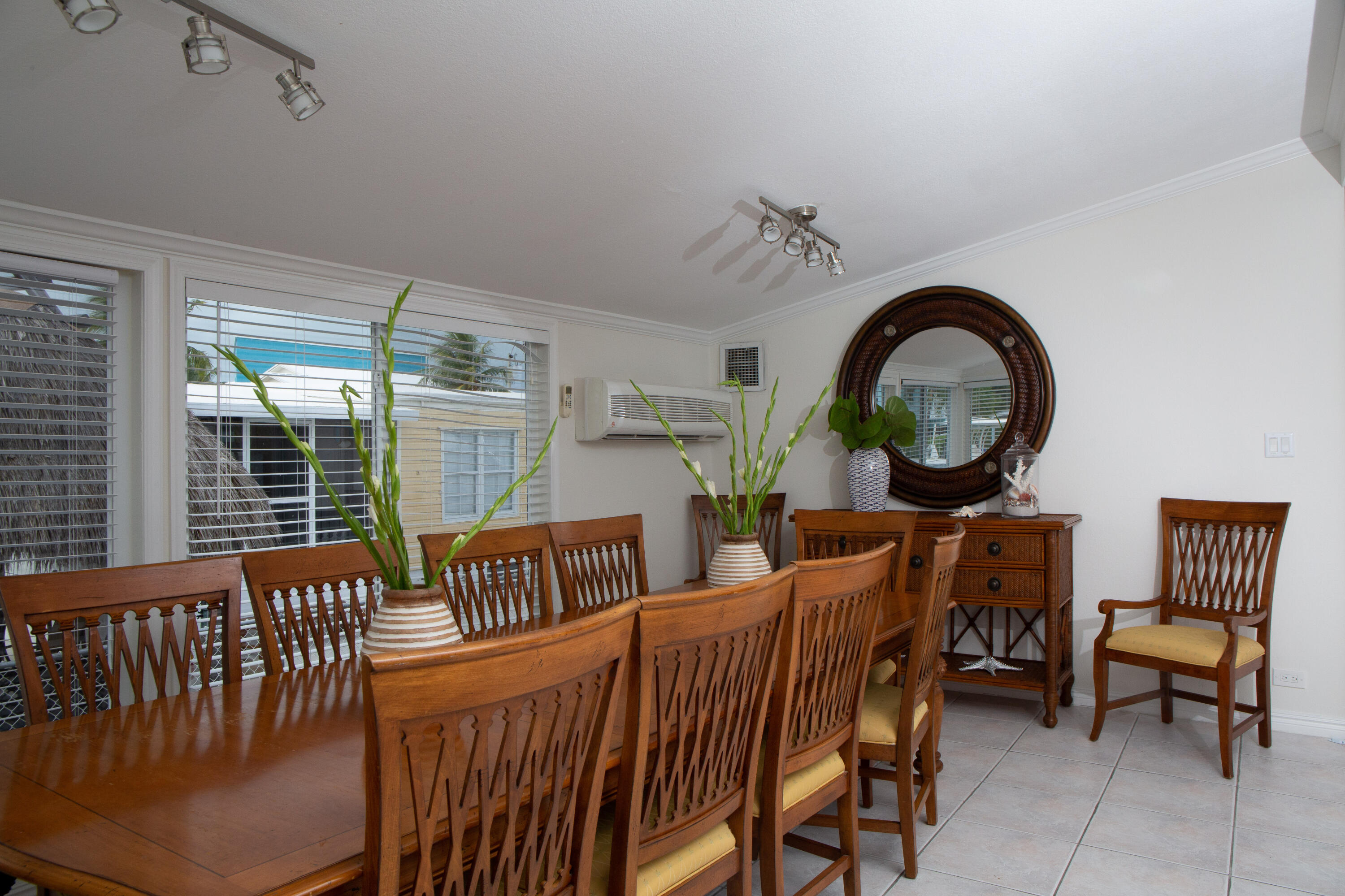 123 Fairwich Court Property Photo 12