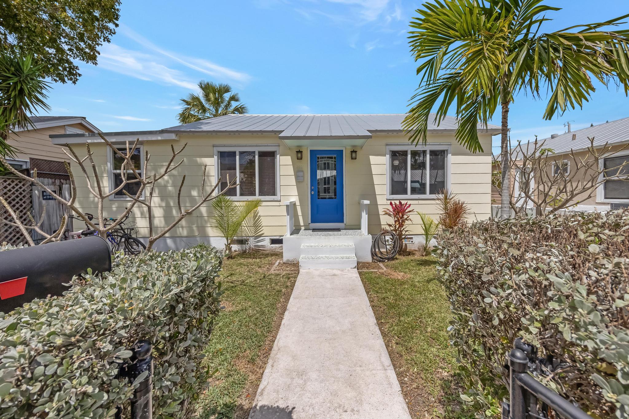 2021 Harris Avenue Property Photo