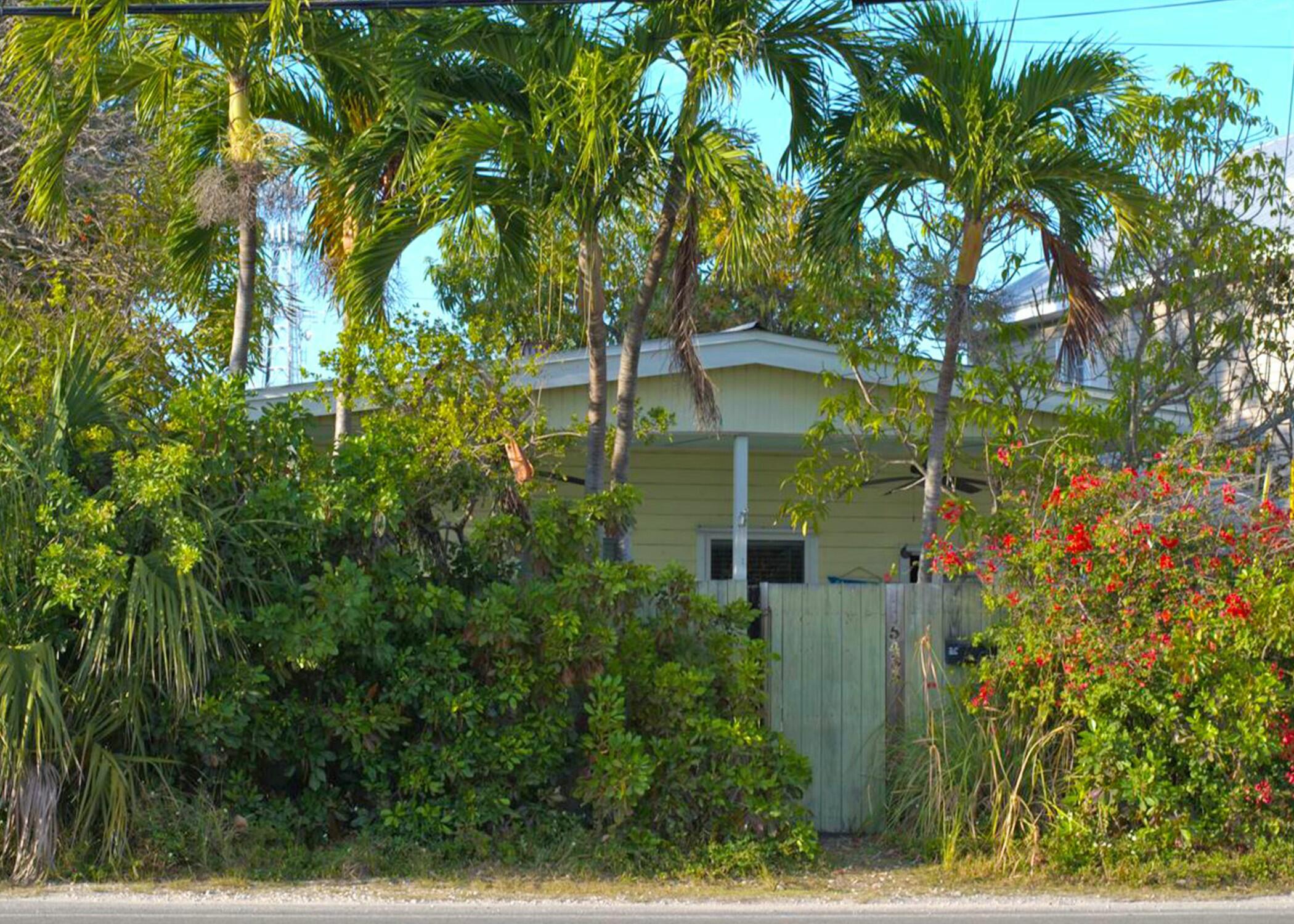 5435 5Th Avenue Property Photo 1
