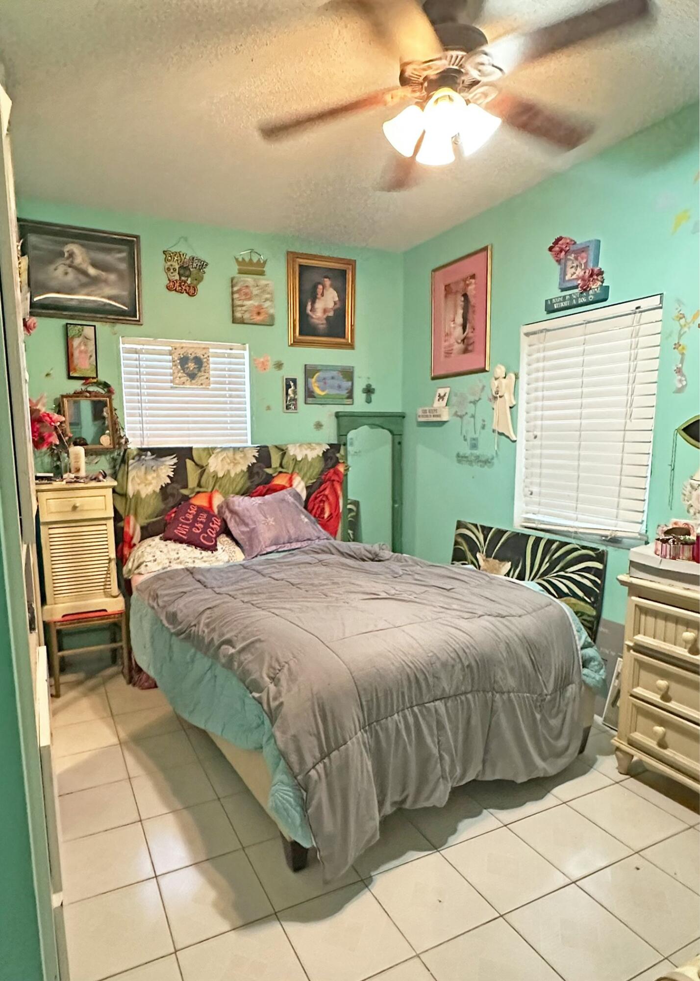 5435 5th Avenue Property Photo 12