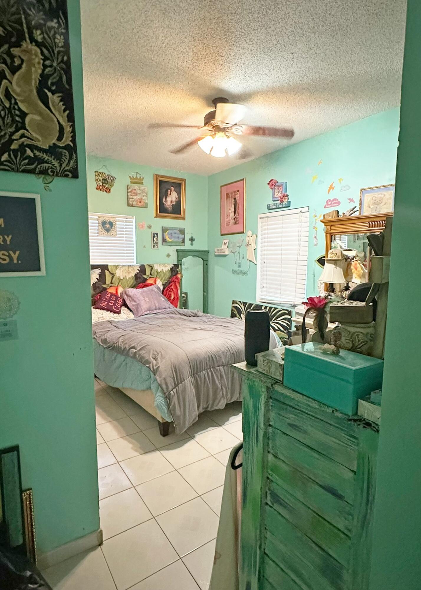 5435 5th Avenue Property Photo 13