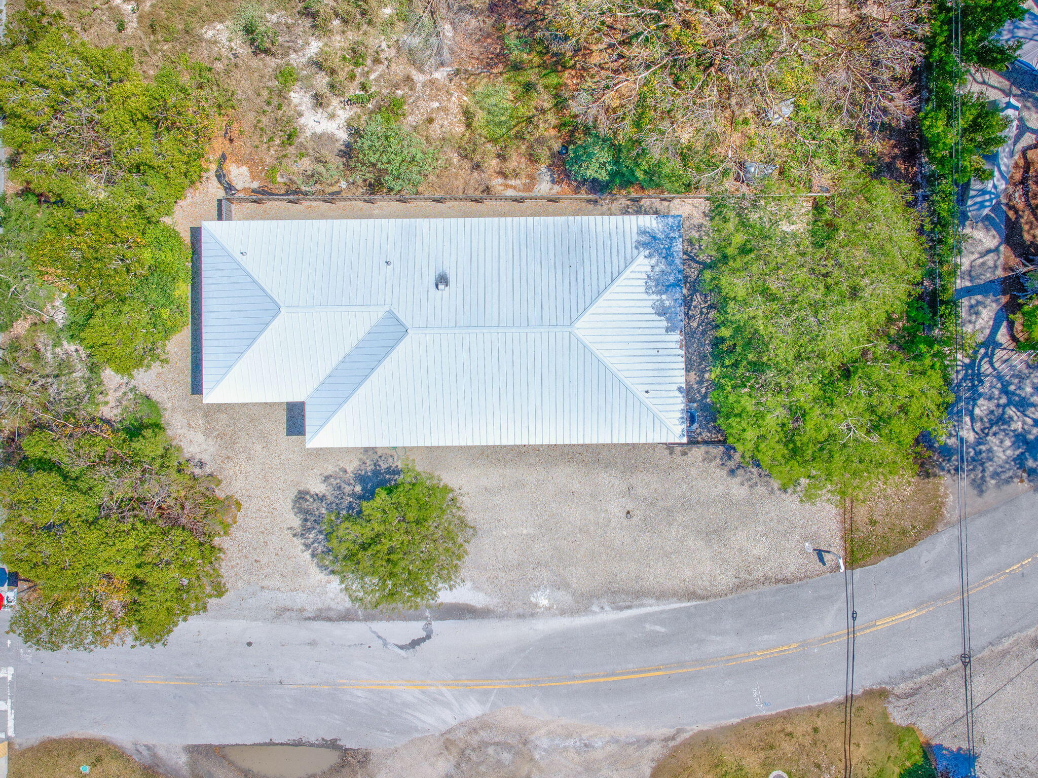 407 Collins Street Property Photo 43