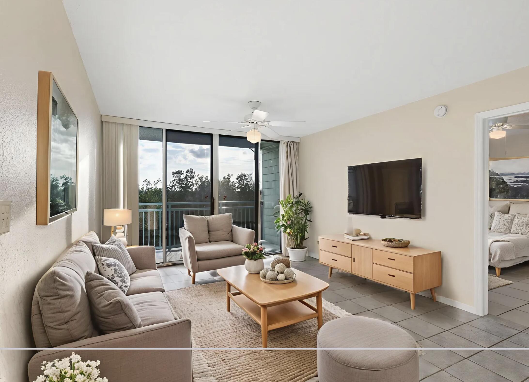 3635 Seaside Drive, 314 Property Photo 12