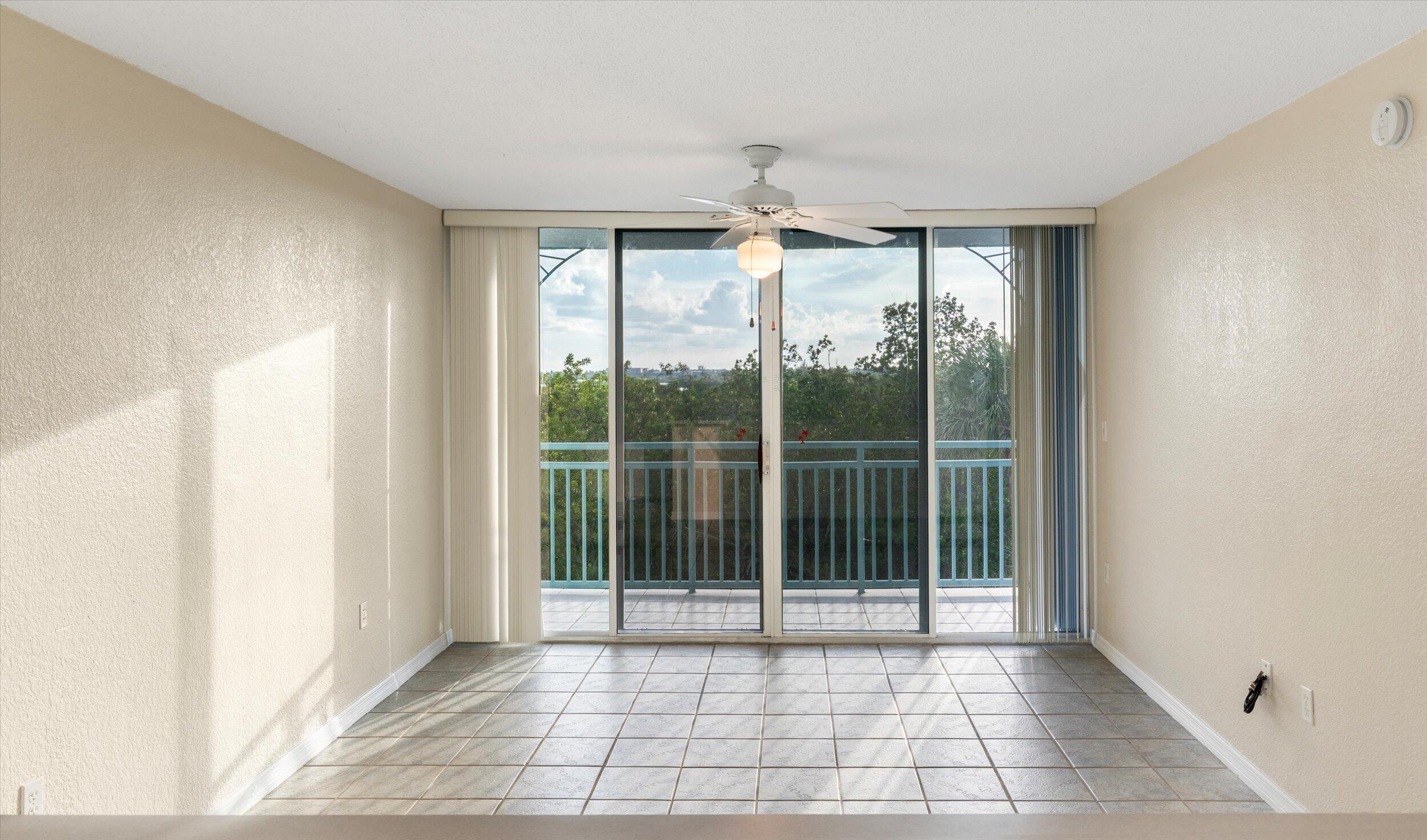 3635 Seaside Drive, 314 Property Photo 29