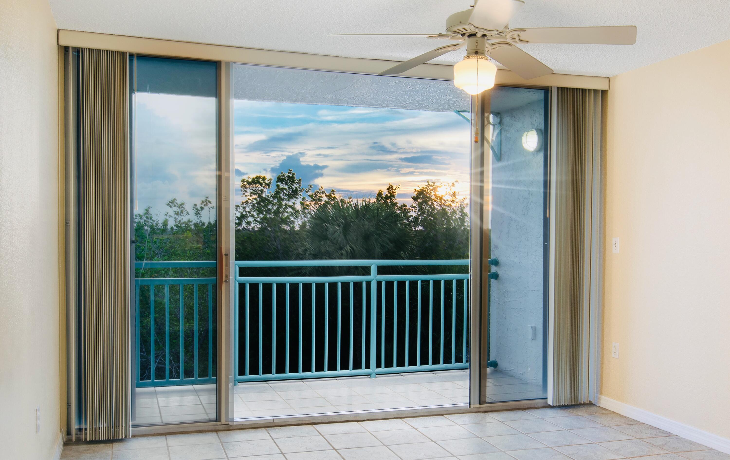 3635 Seaside Drive, 314 Property Photo 30