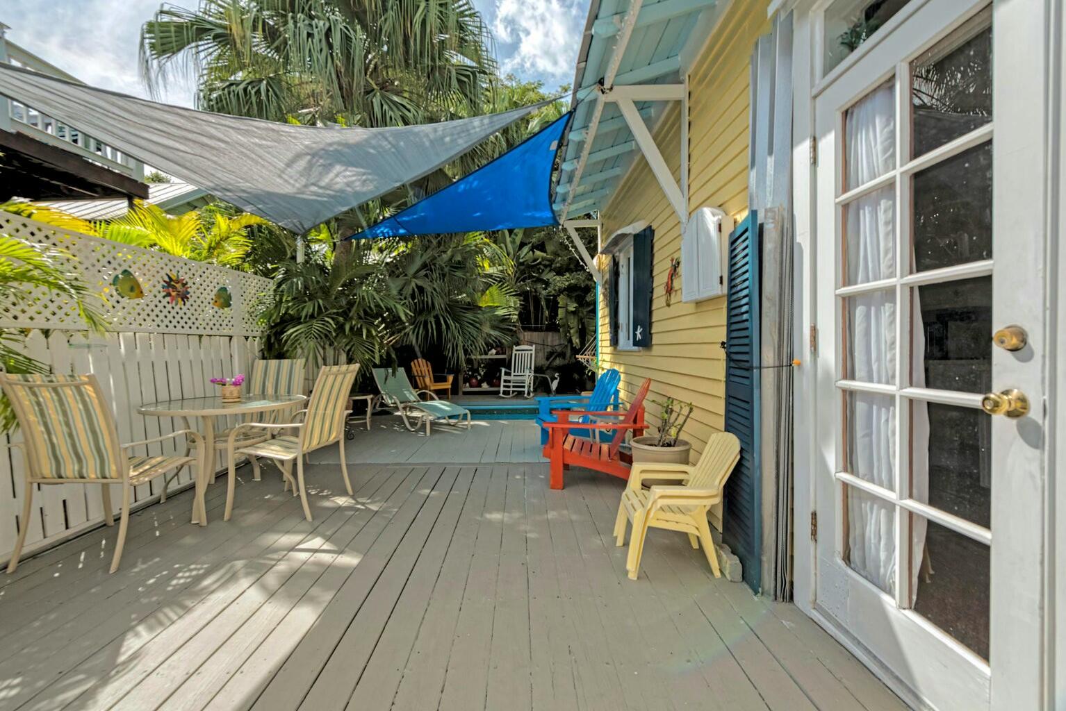524 White Street Property Photo 4